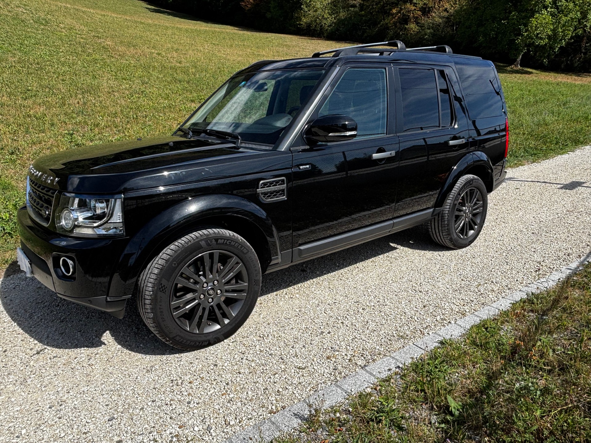 LAND ROVER SDV6-image-4