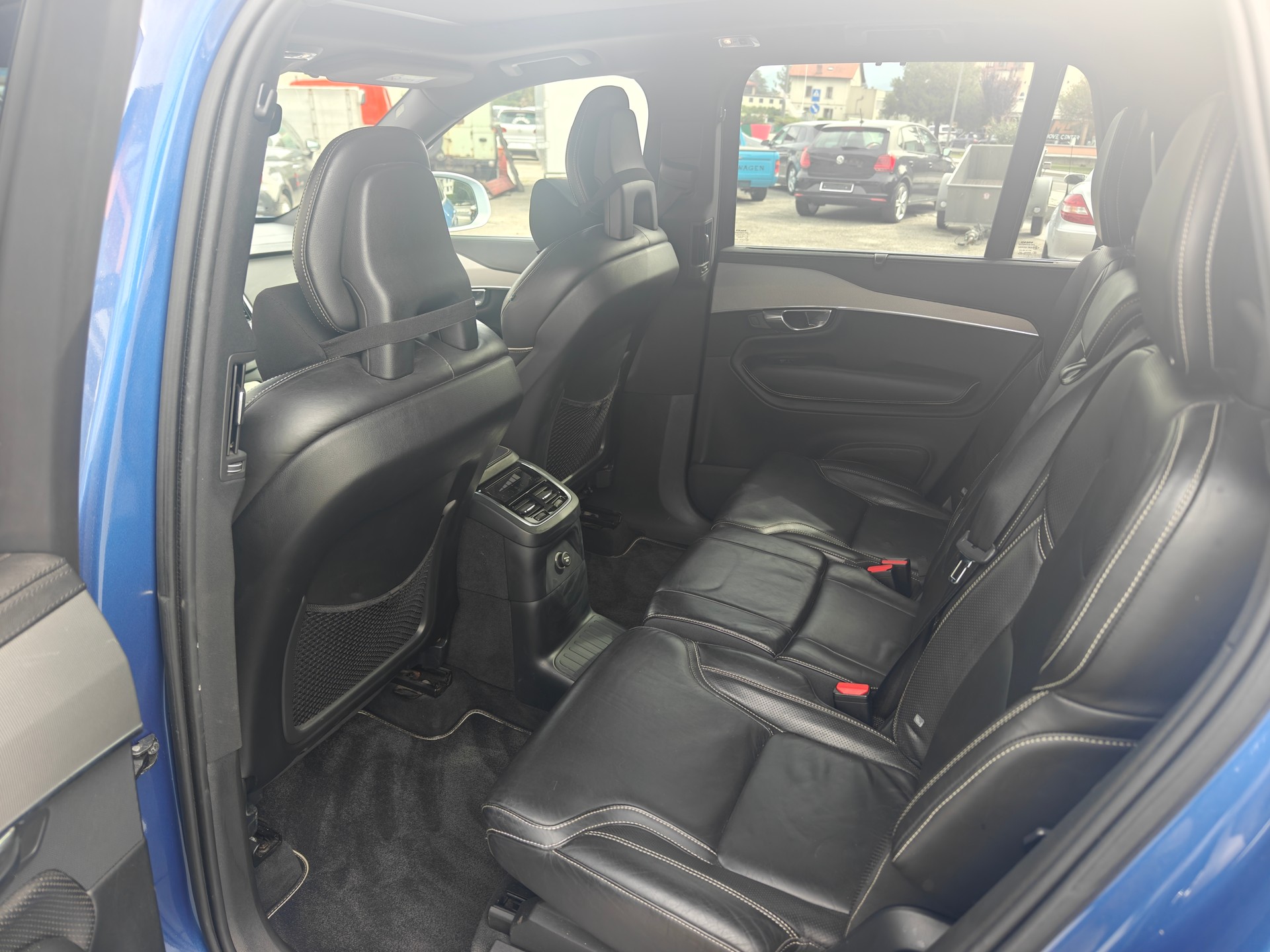 VOLVO 2.0 T8 TE R-Design 7P. AWD-image-4