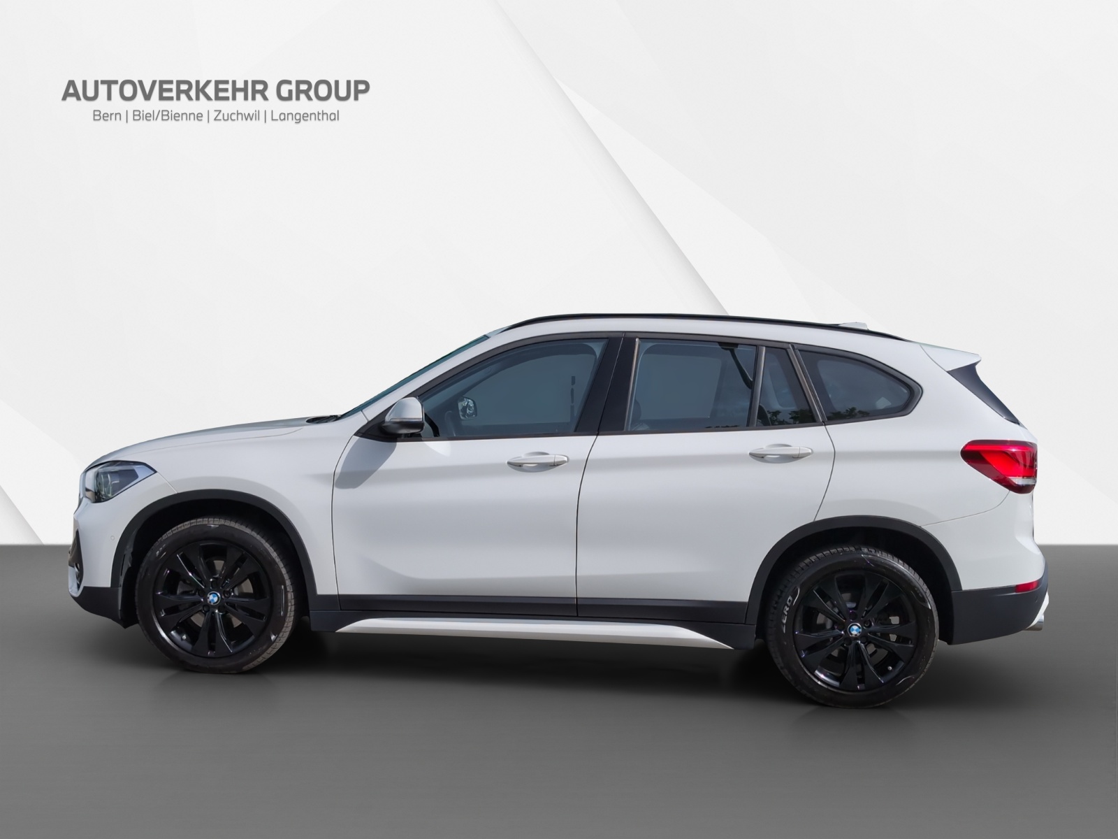 BMW X1 xDrive 18d Sport Line-image-2