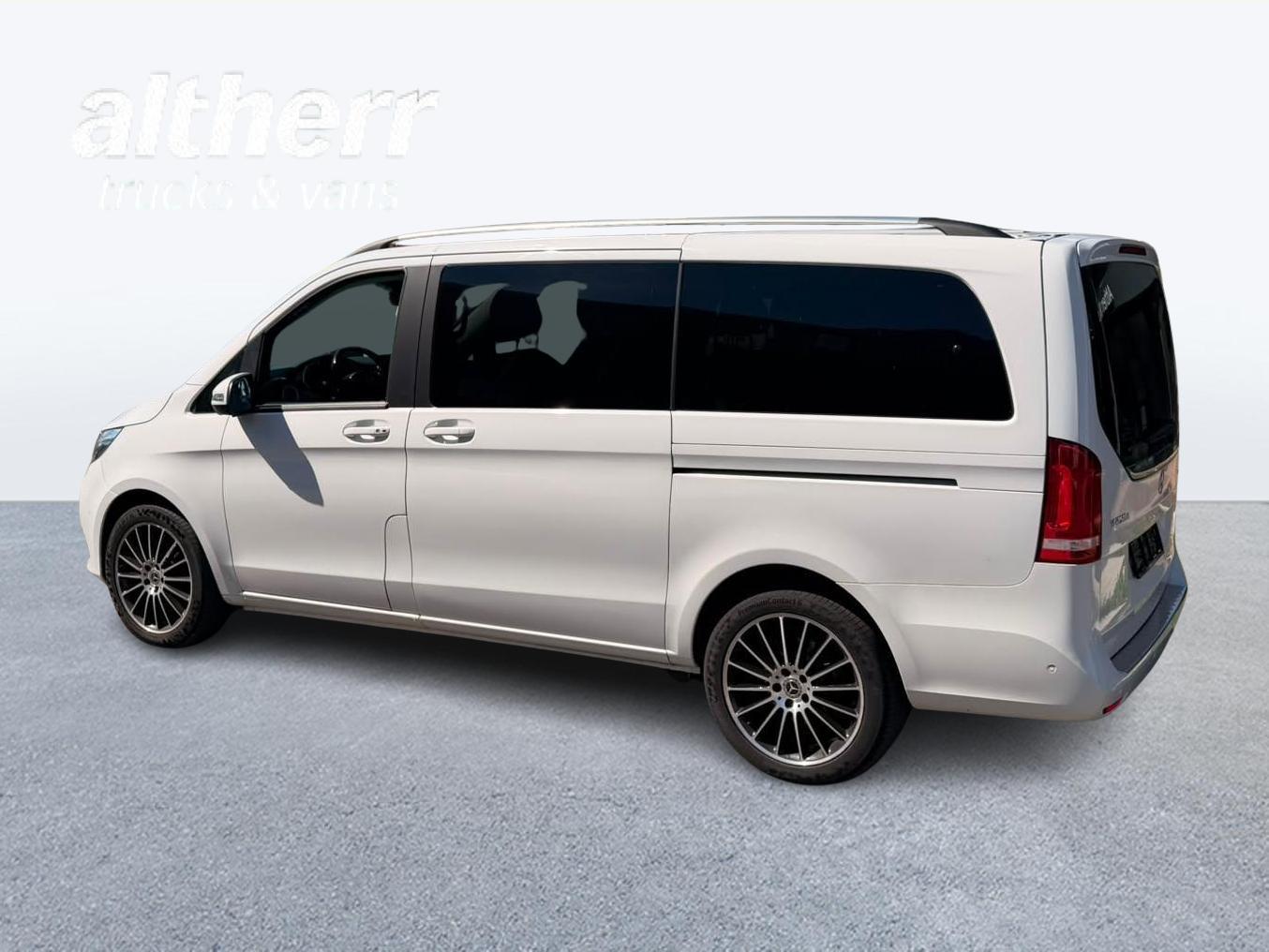 MERCEDES-BENZ V 250 d BlueTec lang 4matic Van-image-1