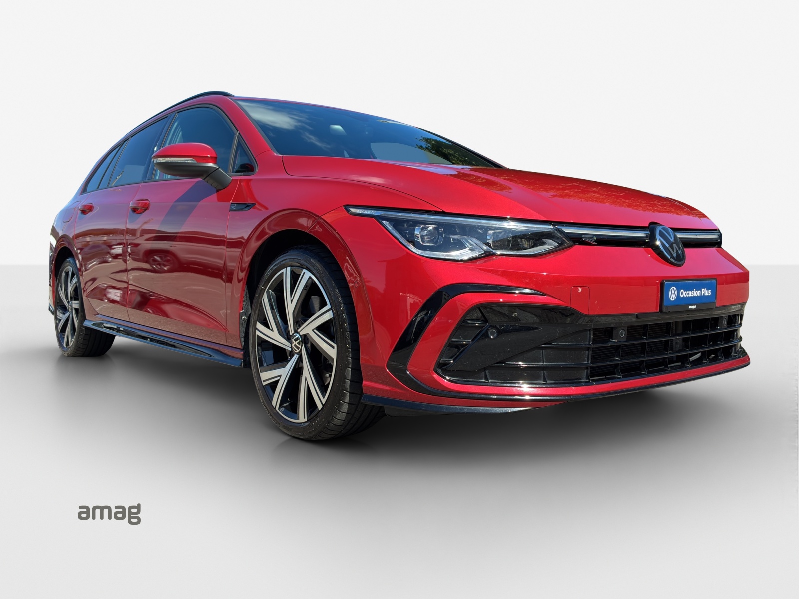 VW Golf Variant 2.0 TSI R-Line DSG-image-5