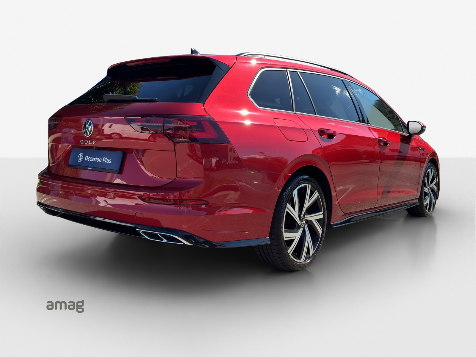 VW Golf Variant 2.0 TSI R-Line DSG-image-4