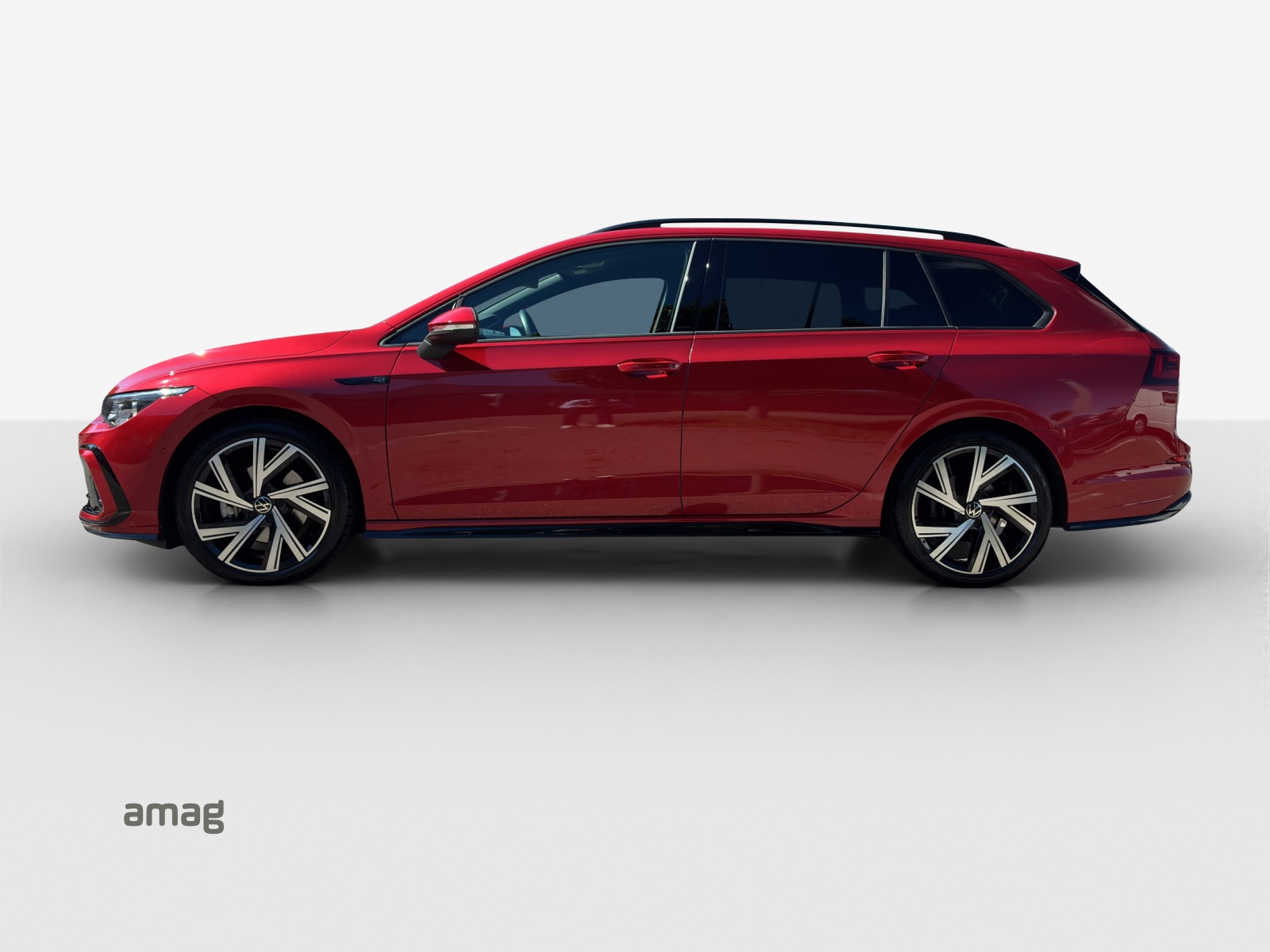 VW Golf Variant 2.0 TSI R-Line DSG-image-1