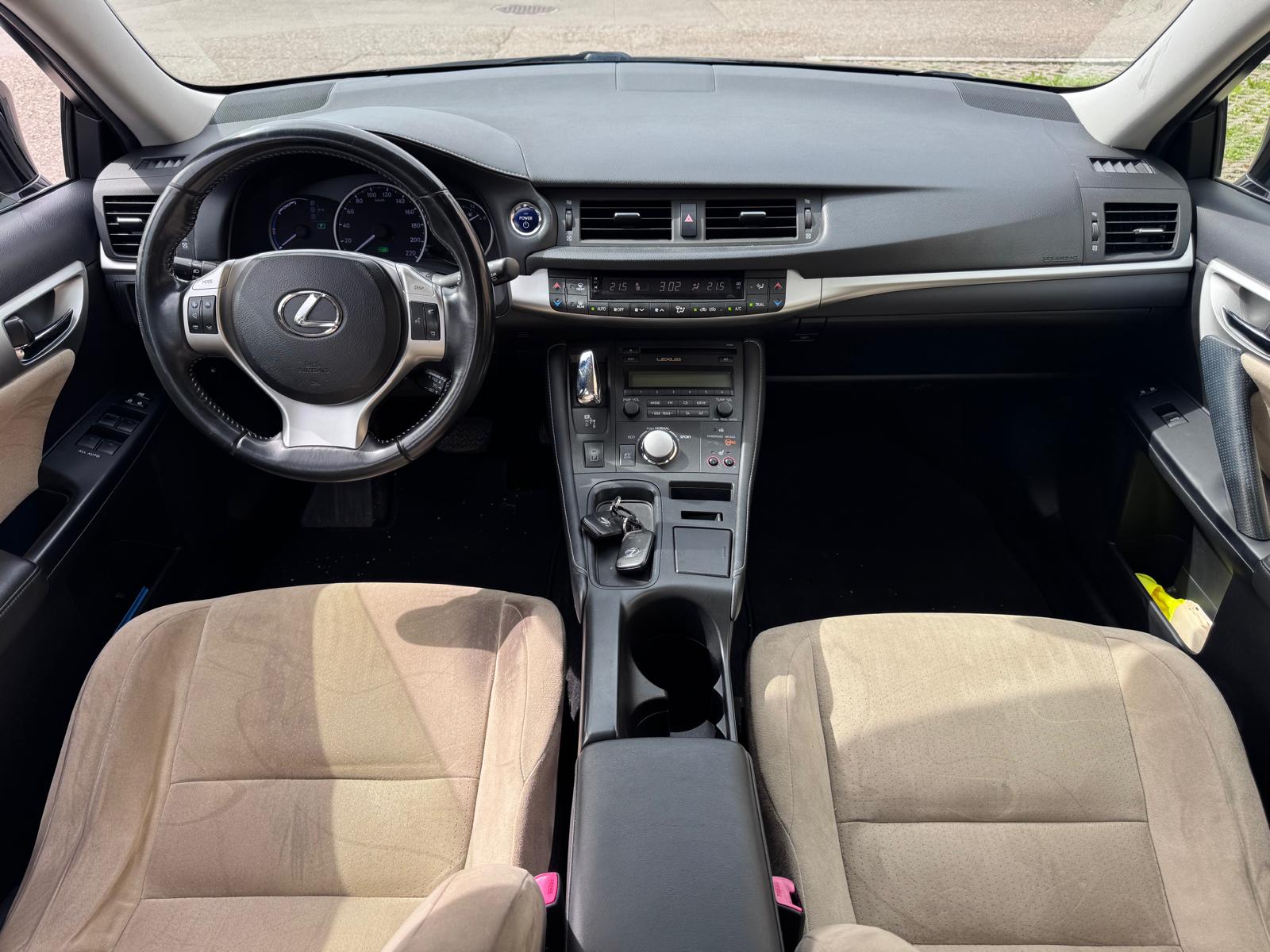 LEXUS CT 200h 1.8 comfort CVT-image-7