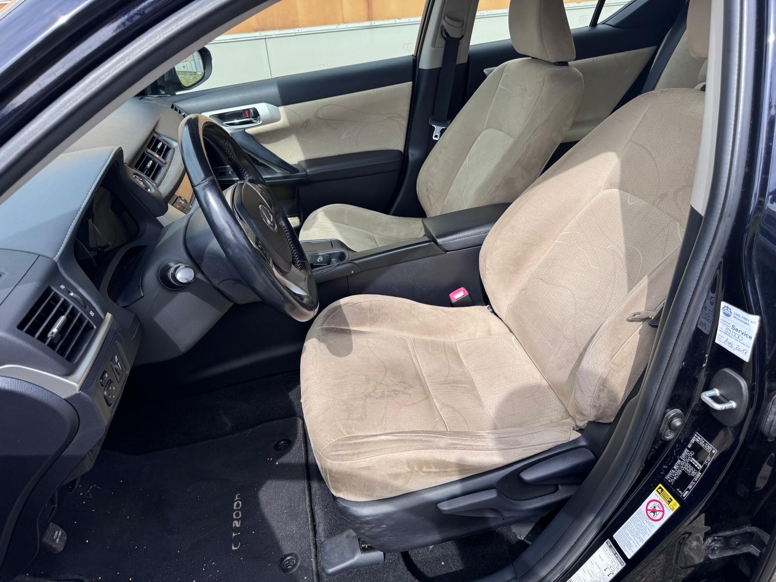 LEXUS CT 200h 1.8 comfort CVT-image-9