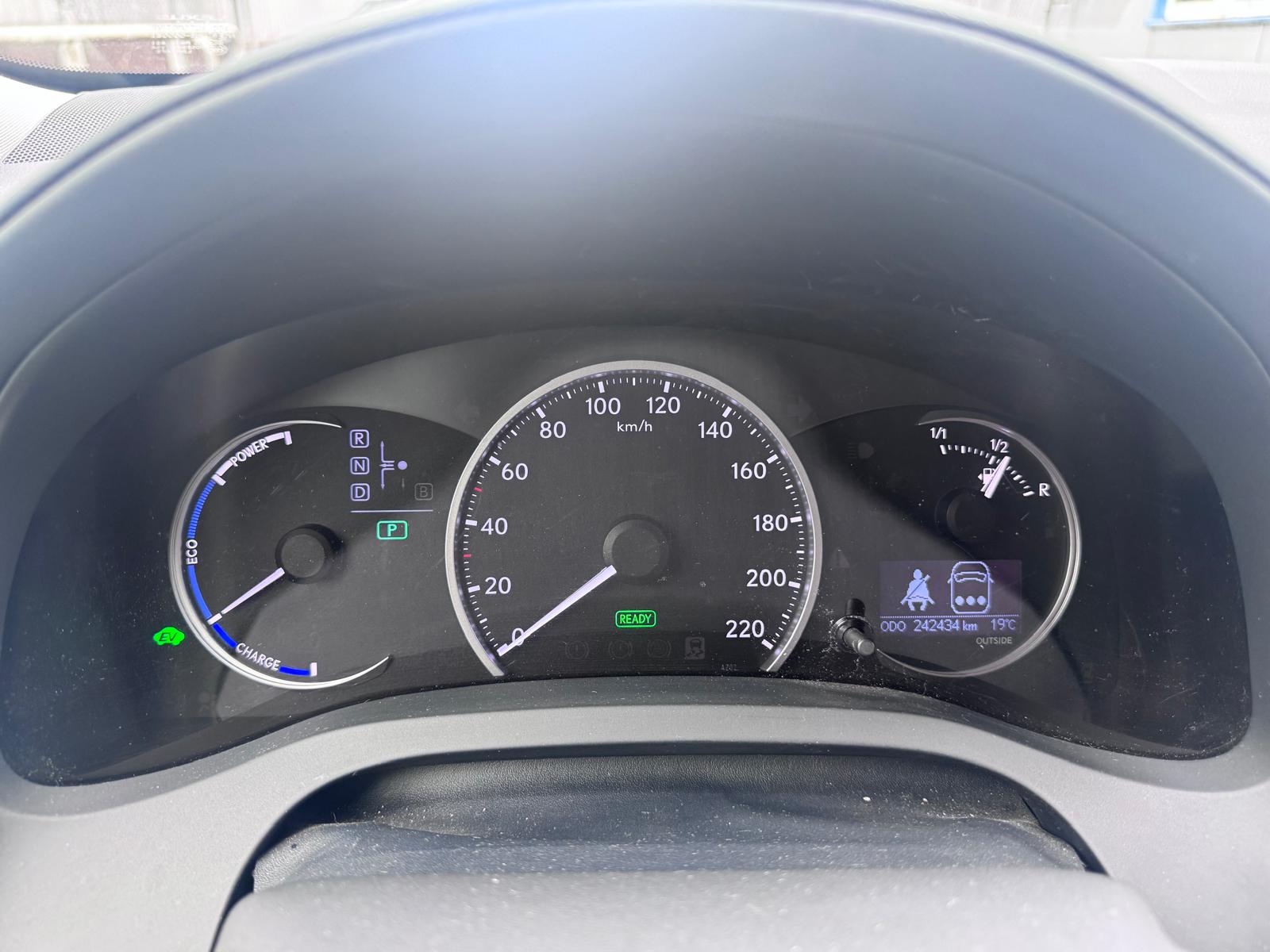 LEXUS CT 200h 1.8 comfort CVT-image-12
