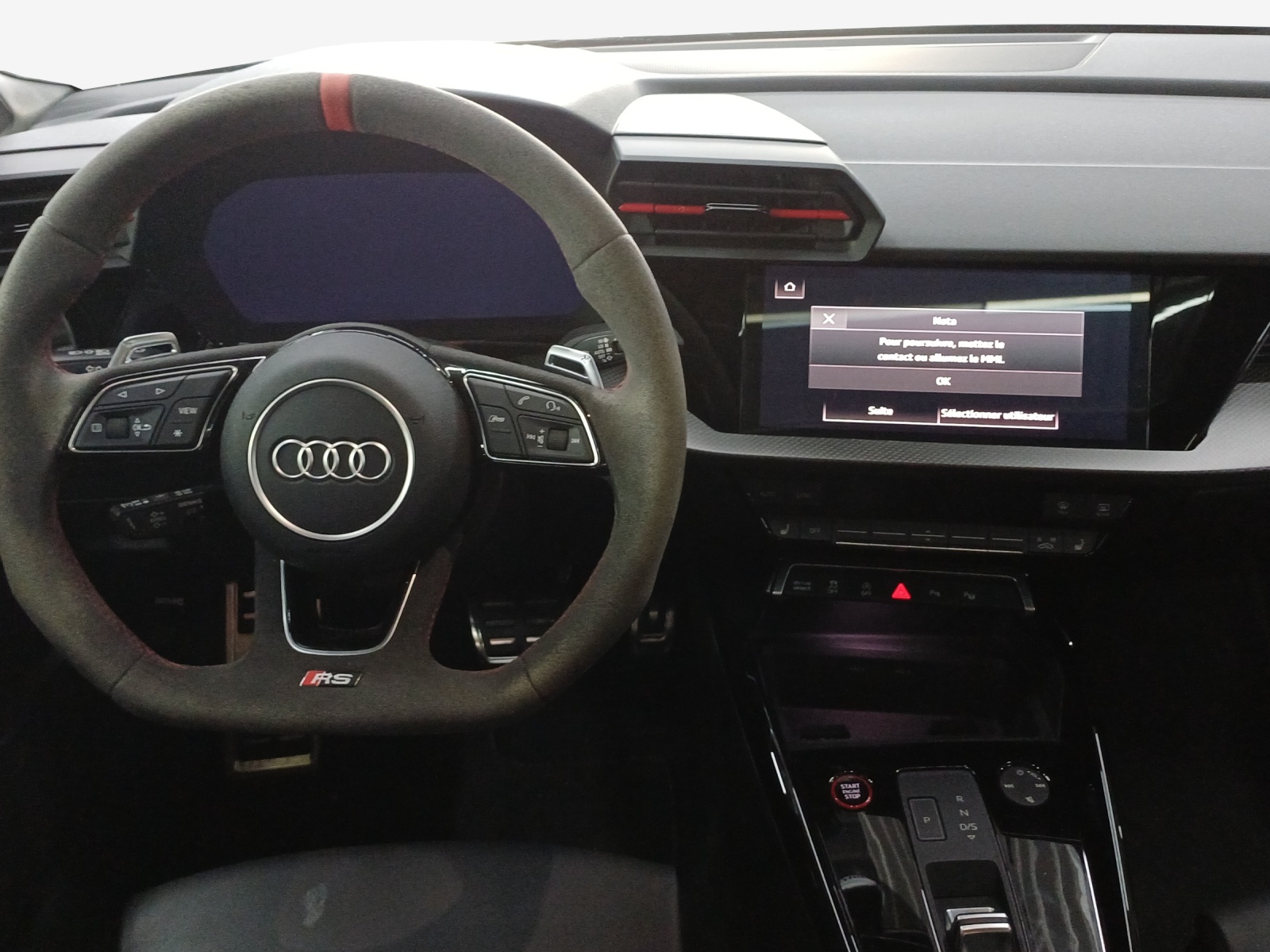 AUDI RS3 Limousine 2.5 TSI quattro S-tronic-image-8