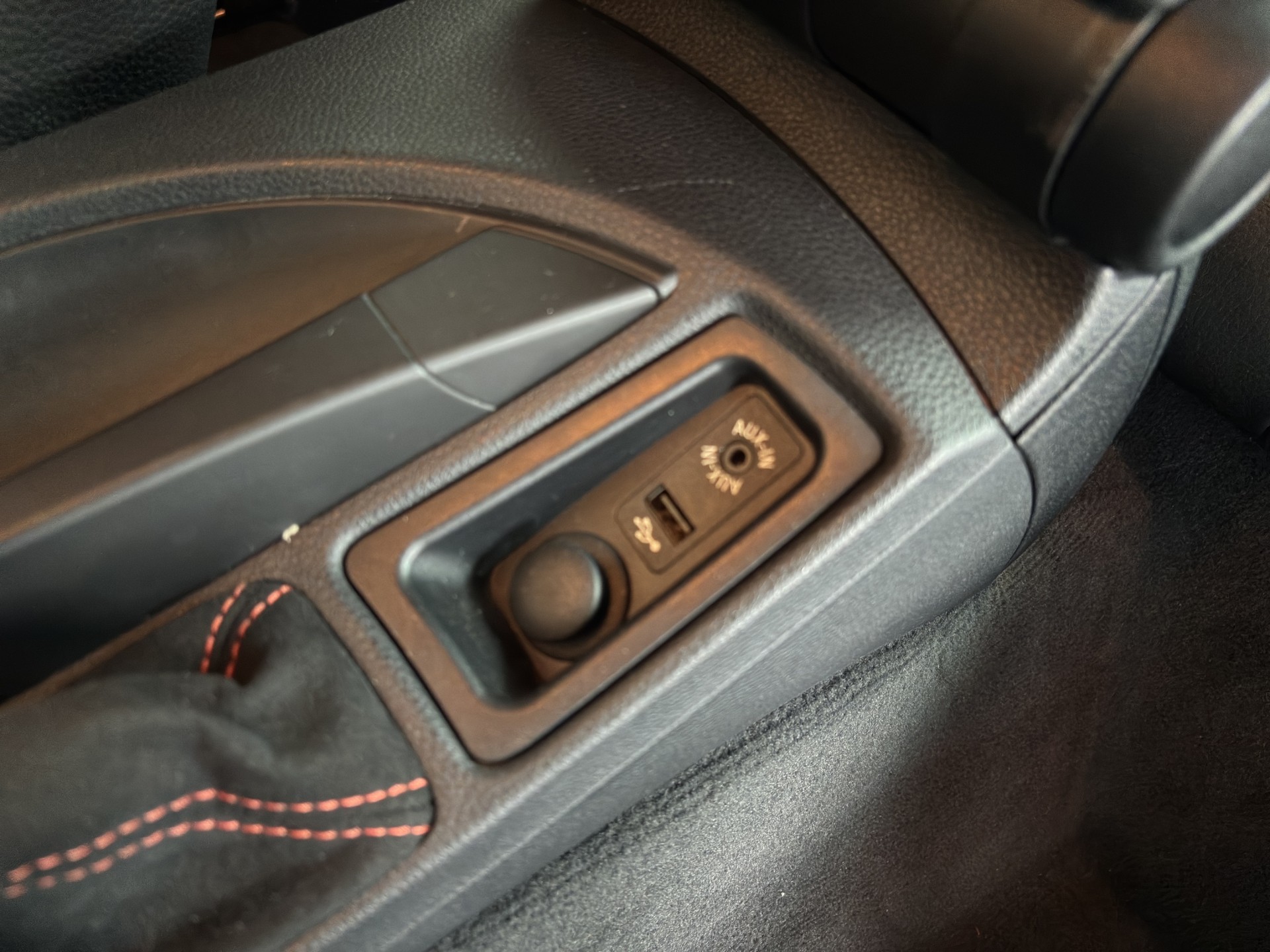 BMW 1er M Coupé-image-5