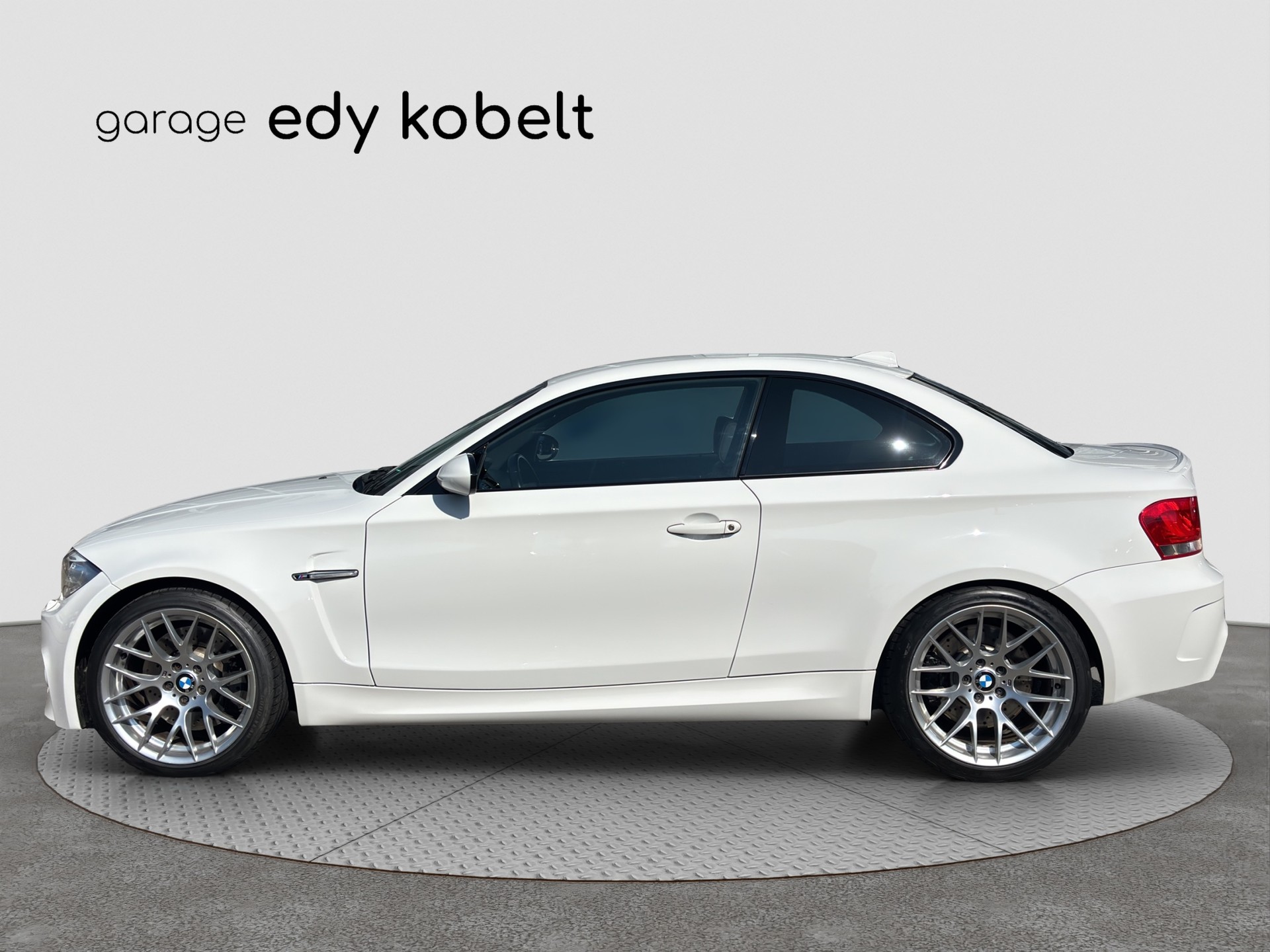 BMW 1er M Coupé-image-1