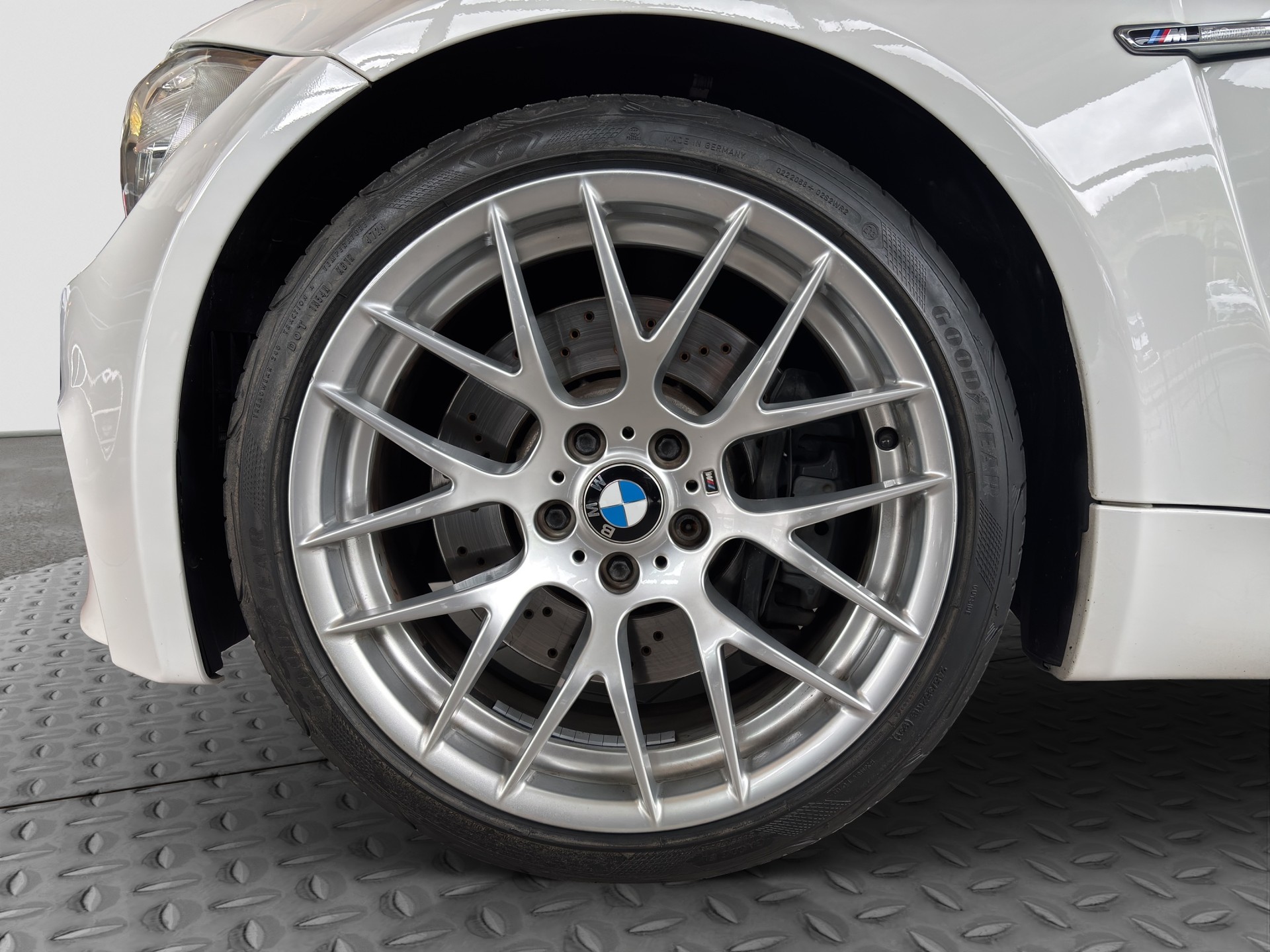 BMW 1er M Coupé-image-21
