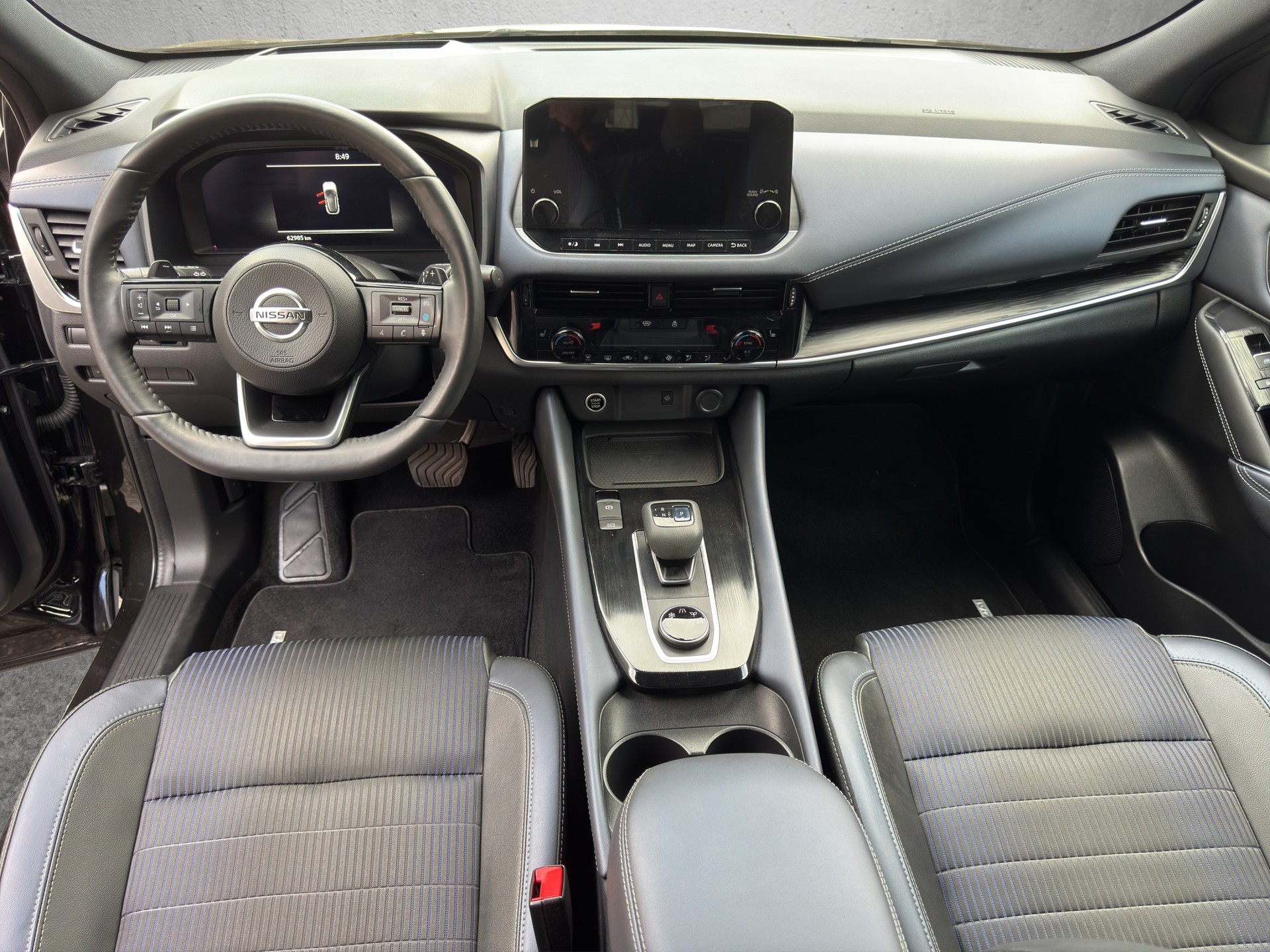 NISSAN Qashqai 1.3MHEV Tekna 4x4-image-11