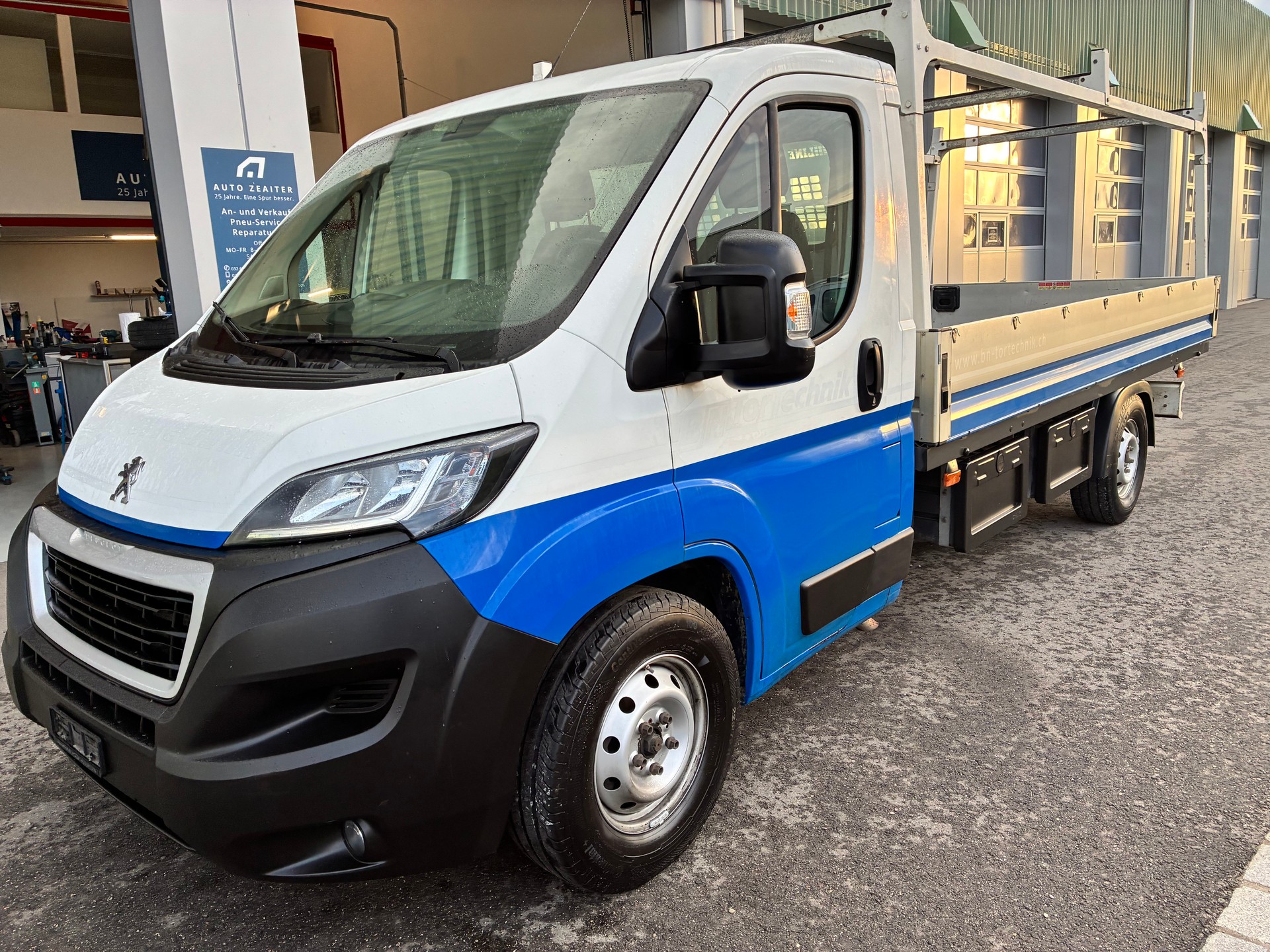 PEUGEOT Boxer 2.0 HDI 333 Active L2-image-6