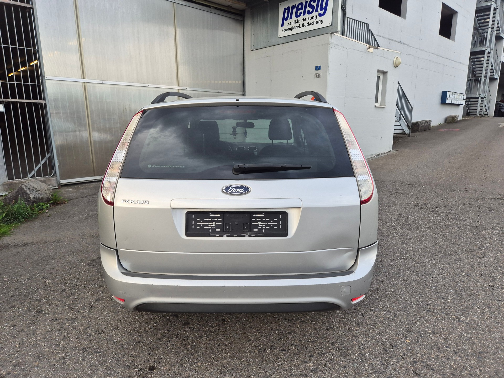FORD Focus 2.0i Carving Automatic-image-7