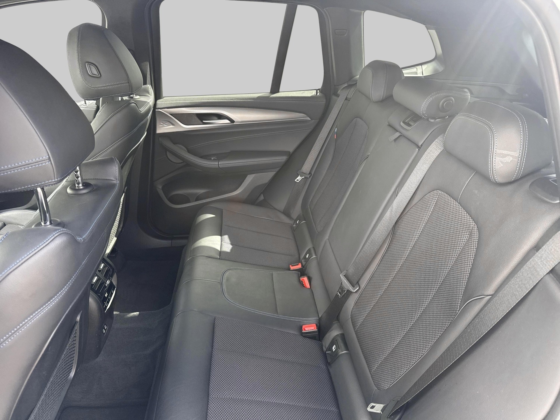 BMW X3 M40d-image-16