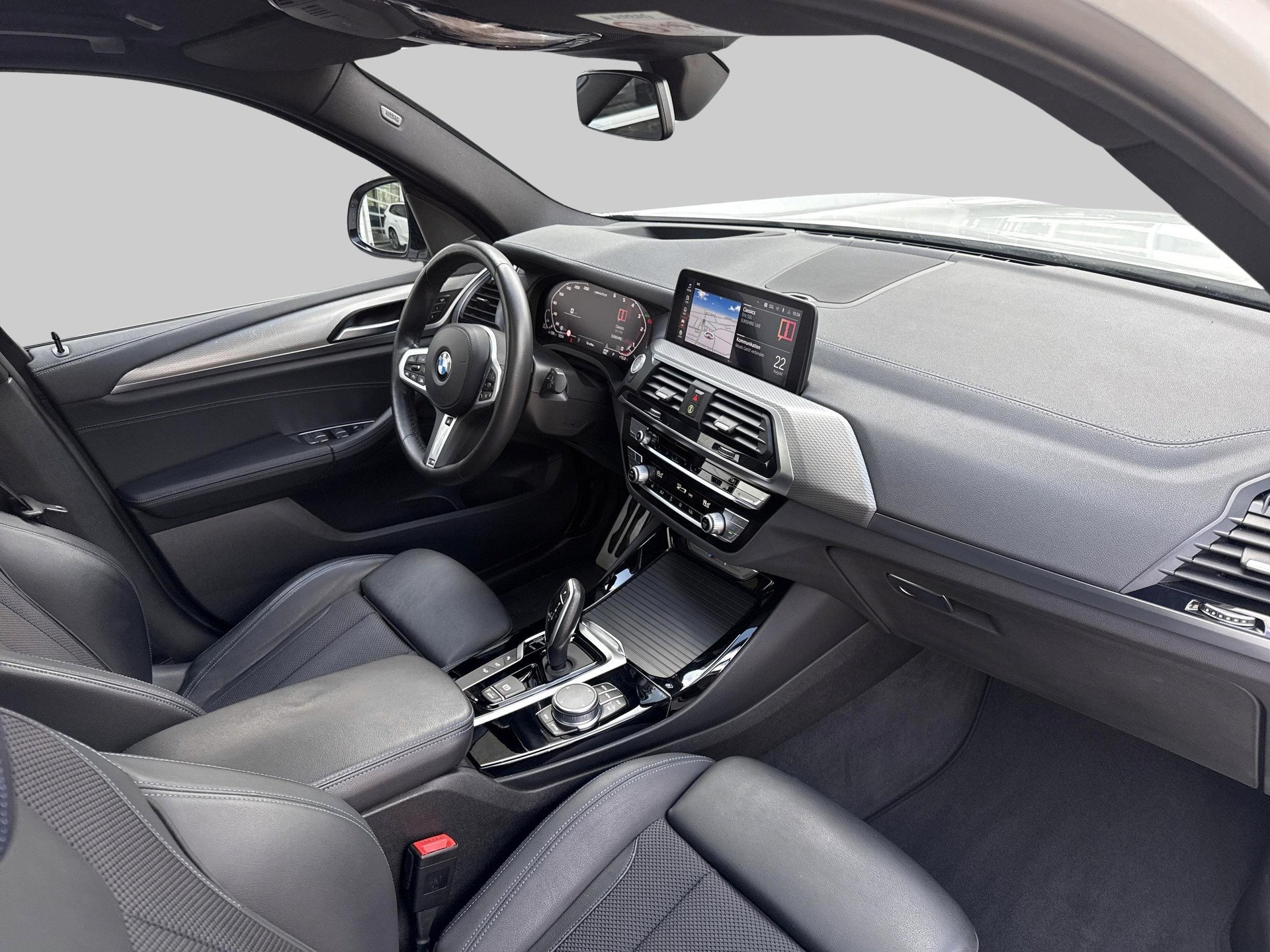 BMW X3 M40d-image-8