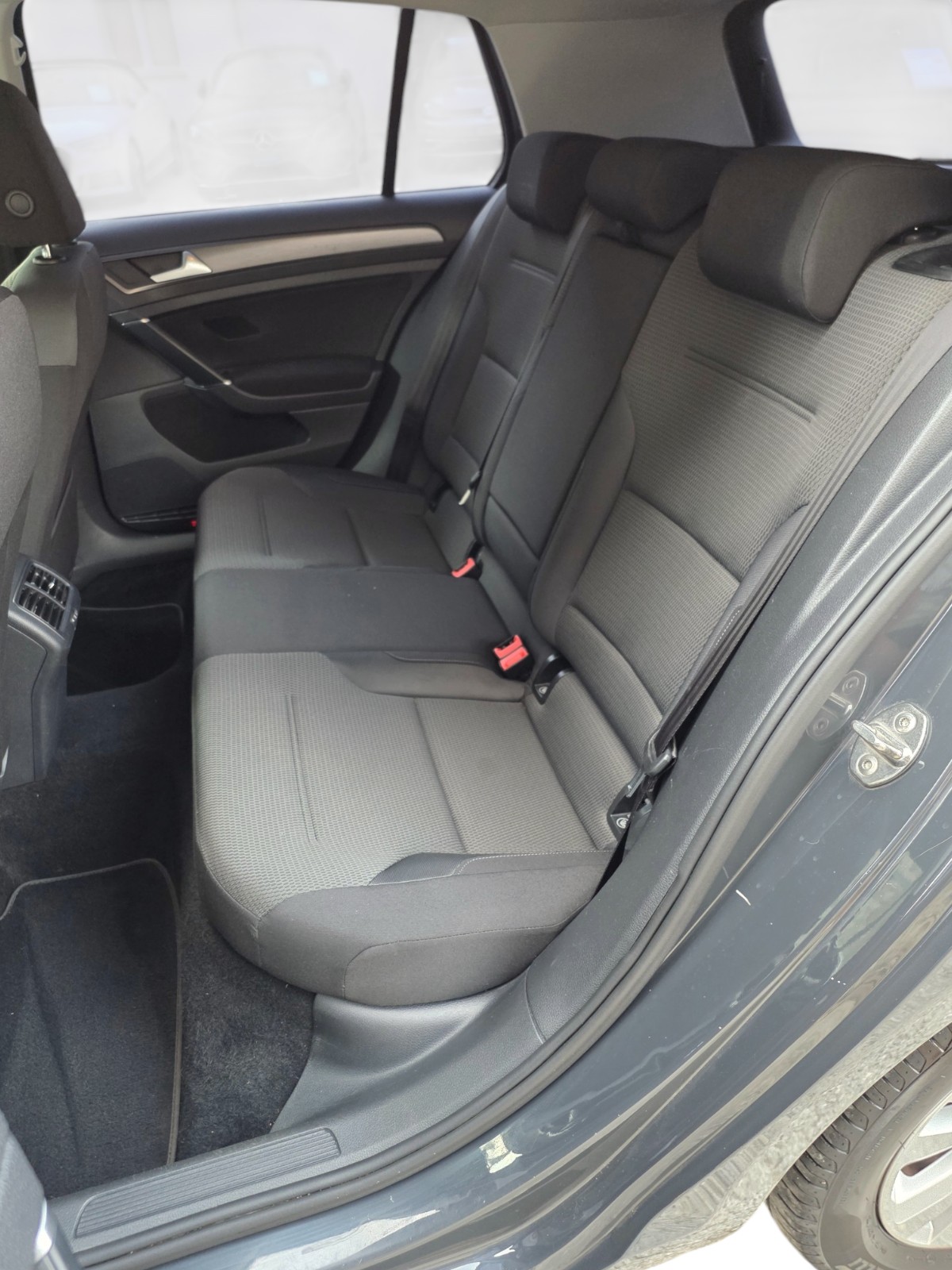 VW Golf 1.0 TSI Comfortline — slika 13