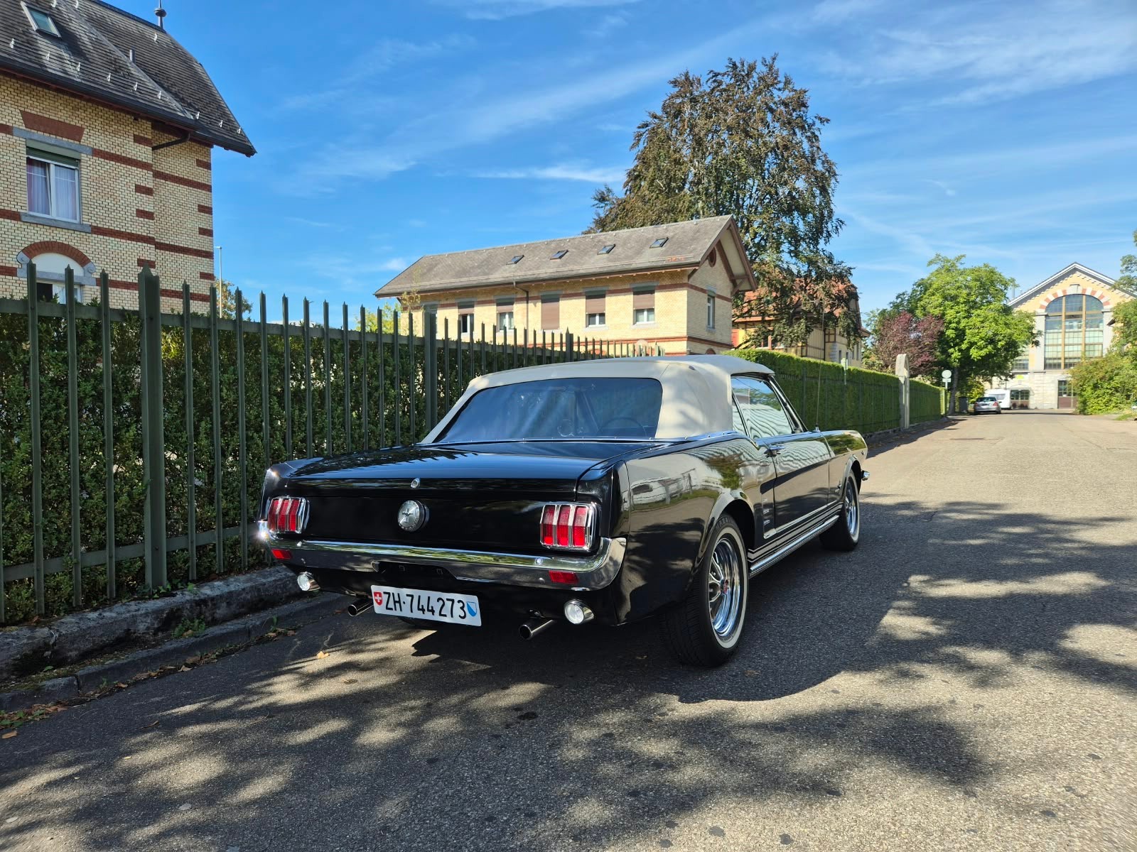 FORD MUSTANG Cabrio V8-image-7