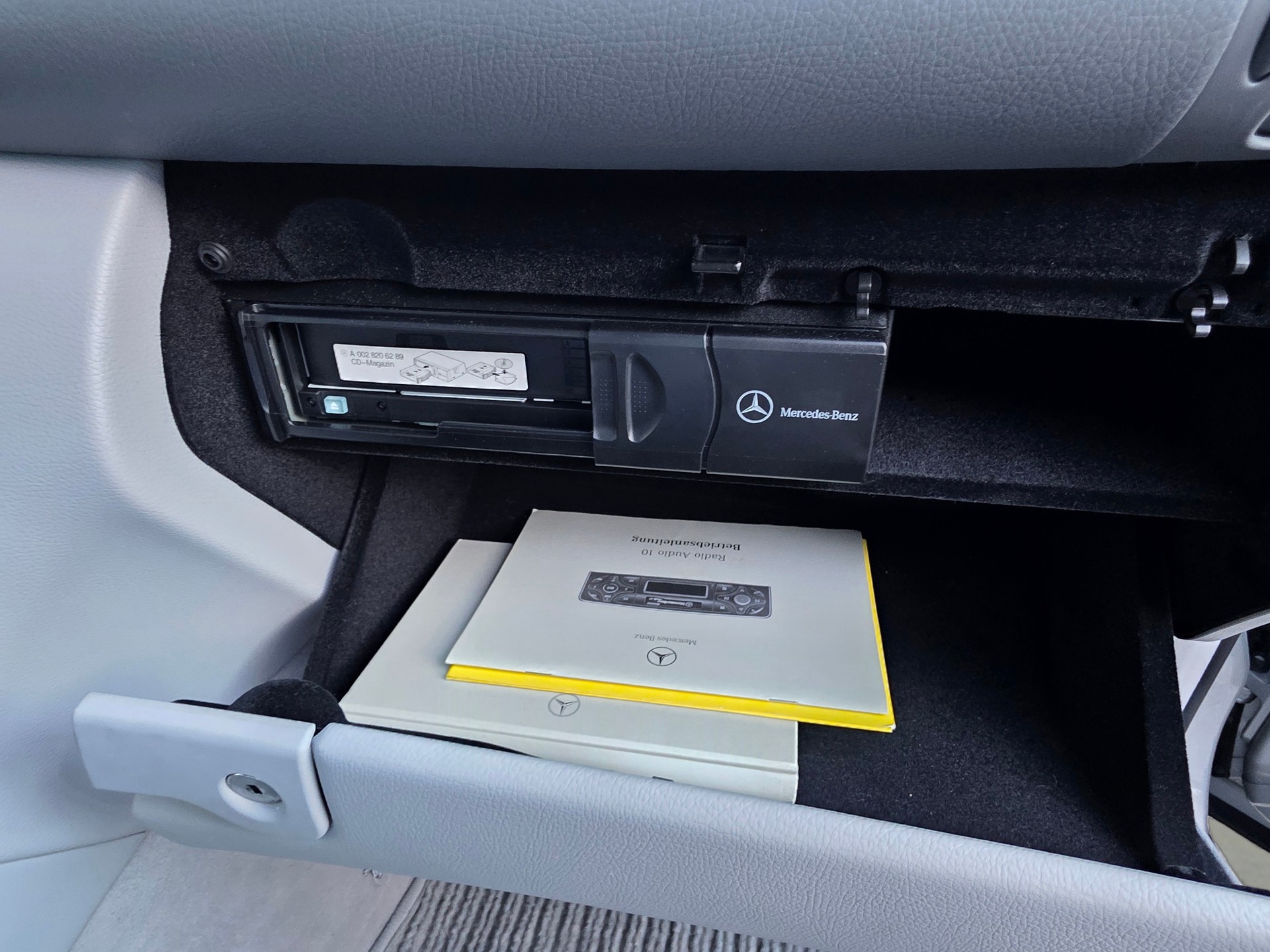MERCEDES-BENZ C 320 Elégance Automatic-image-25