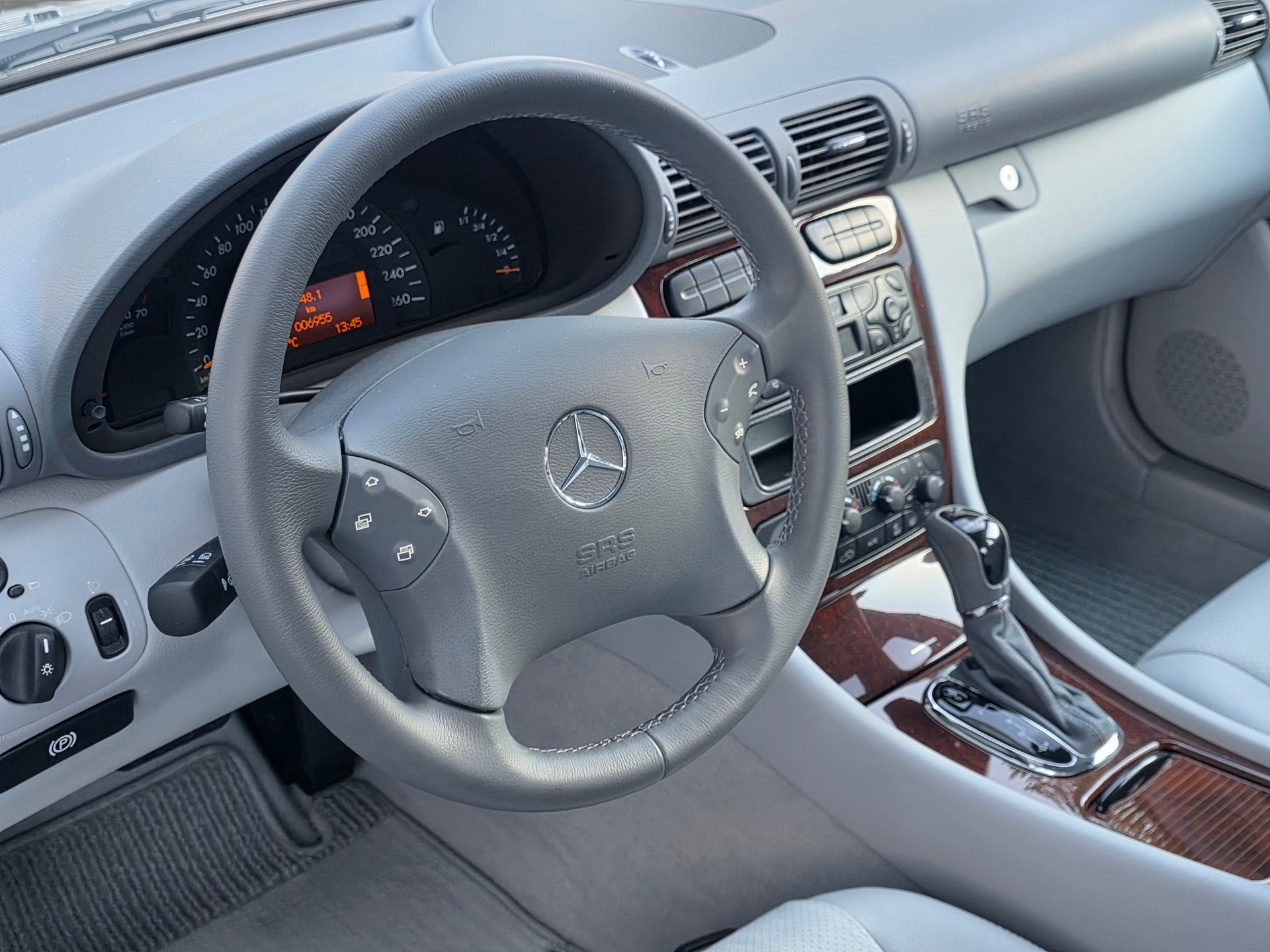 MERCEDES-BENZ C 320 Elégance Automatic-image-16