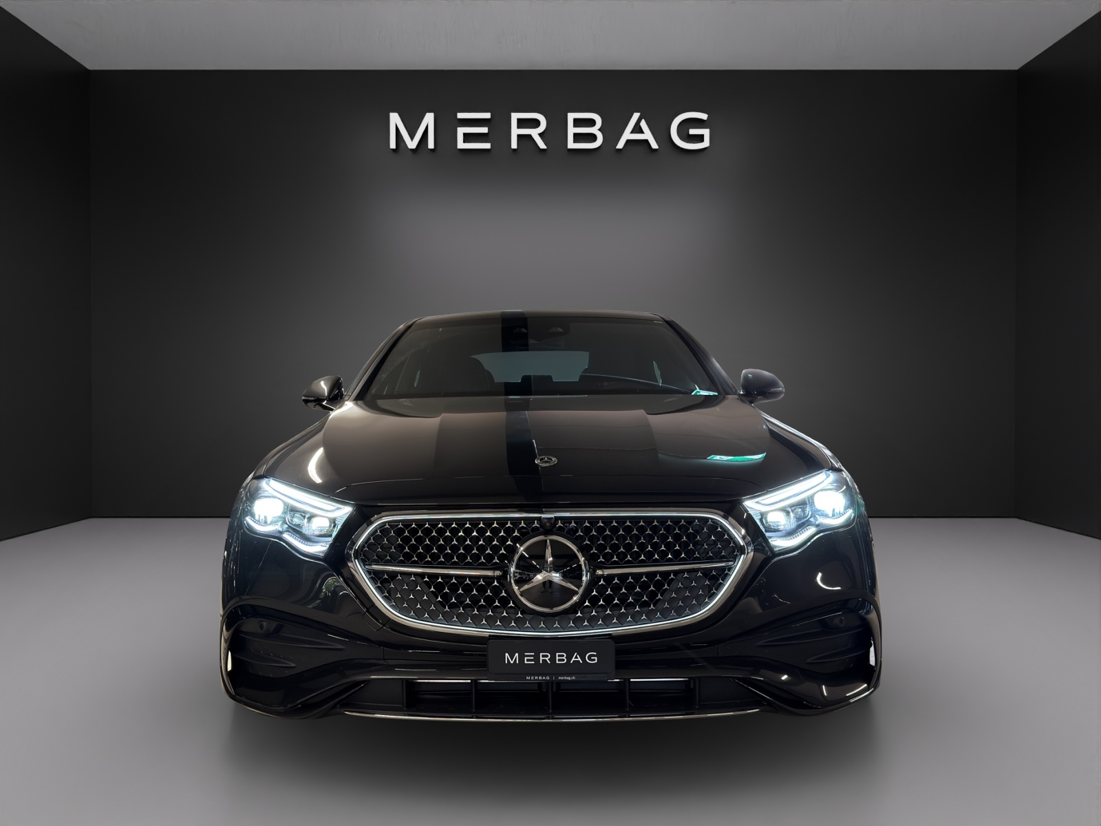 MERCEDES-BENZ E 450 d 4MATIC Limousine-image-1