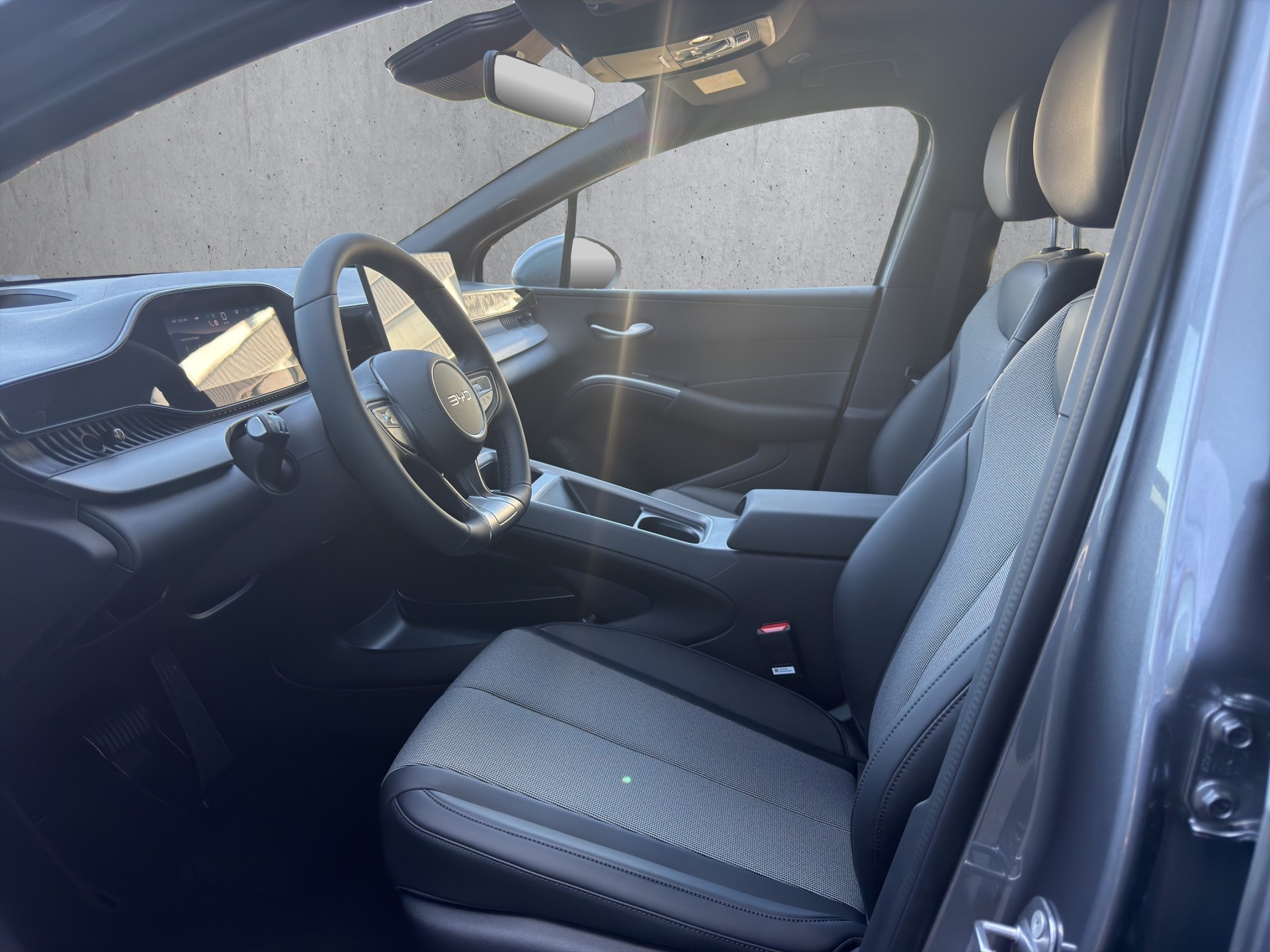 BYD Dolphin G DM-i Comfort-image-7