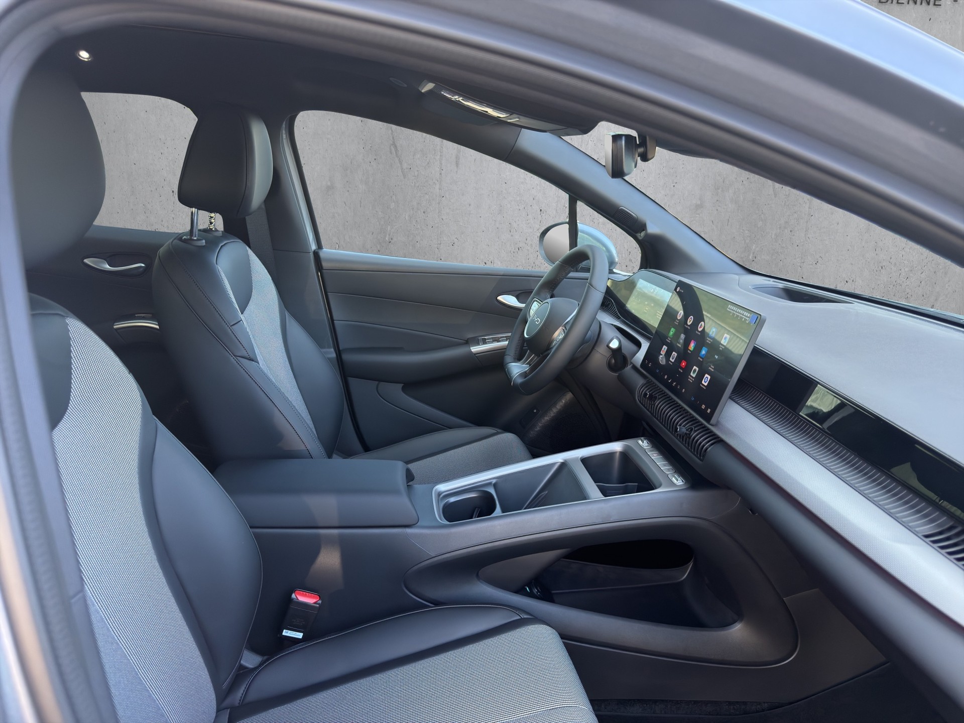 BYD Dolphin G DM-i Comfort-image-11