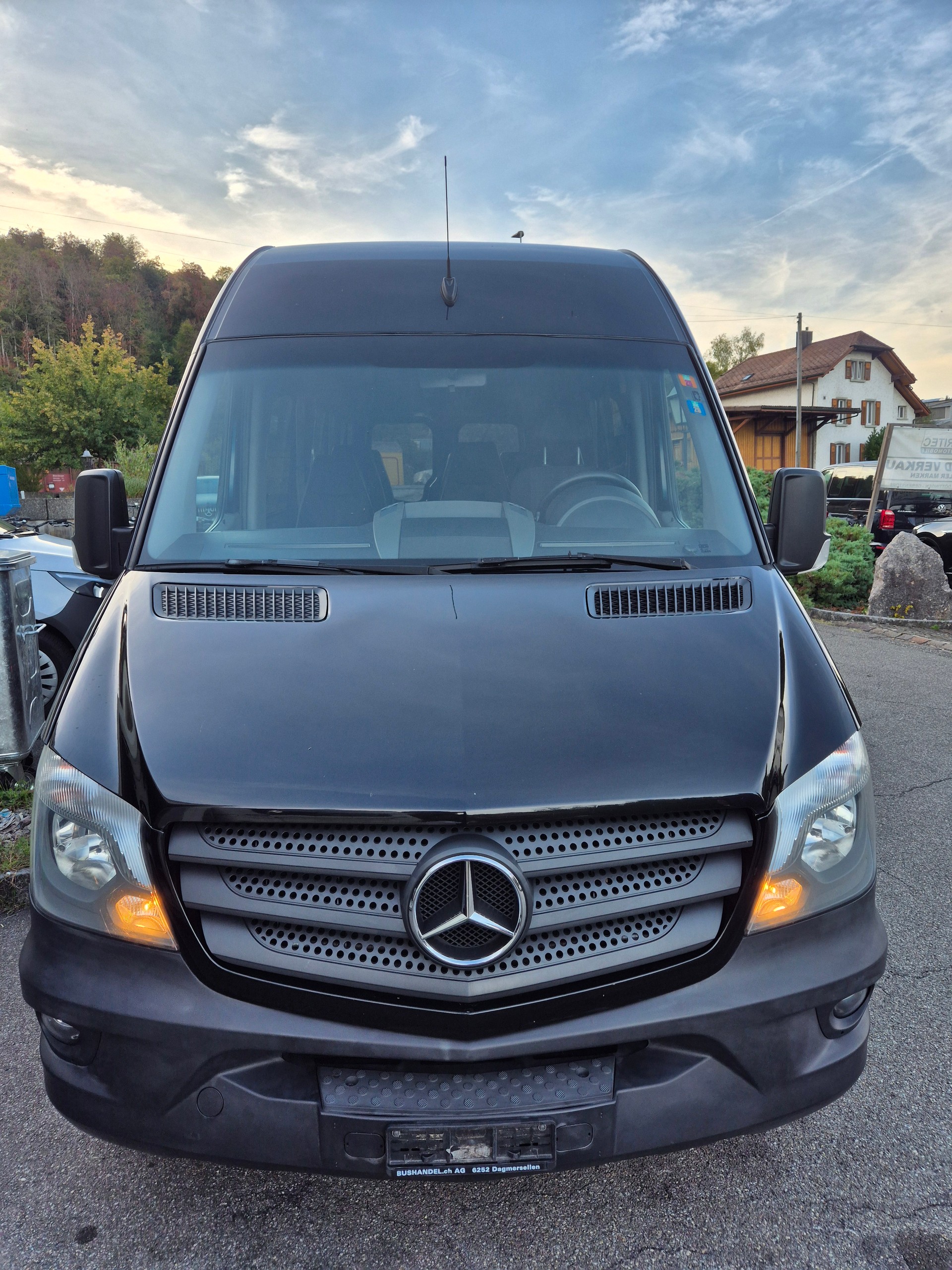 MERCEDES-BENZ BT-image-4