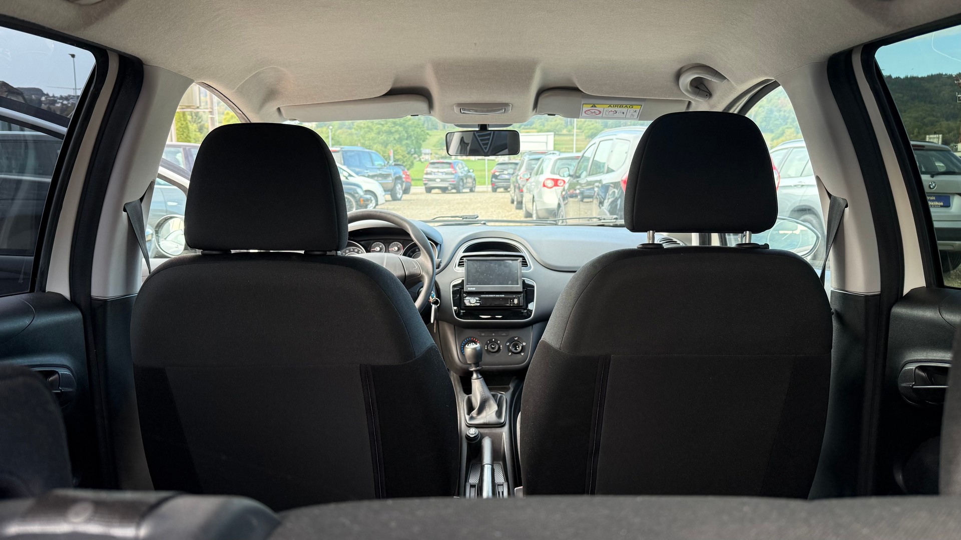 FIAT Punto 1.4 Pop Star-image-8