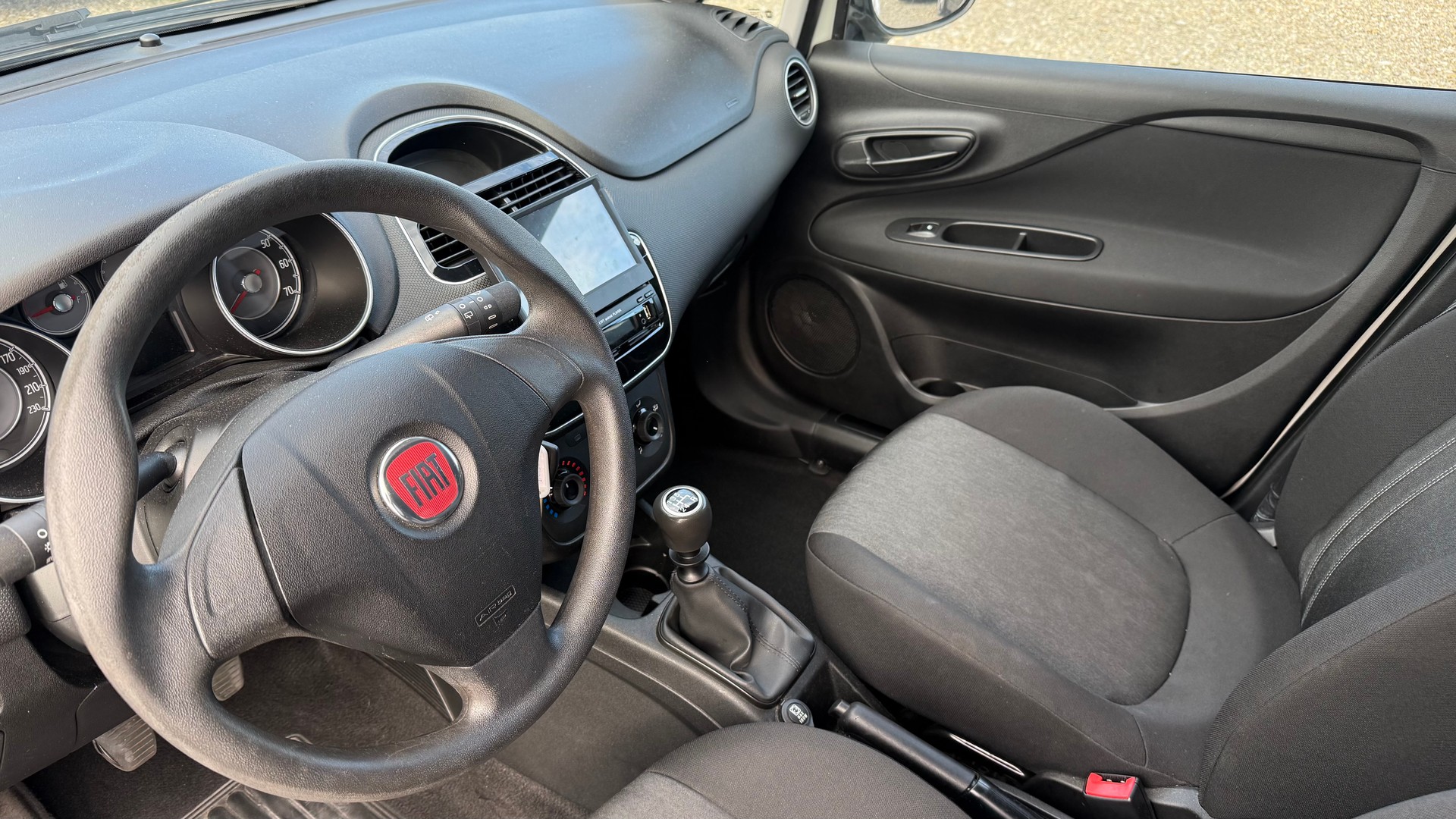 FIAT Punto 1.4 Pop Star-image-2