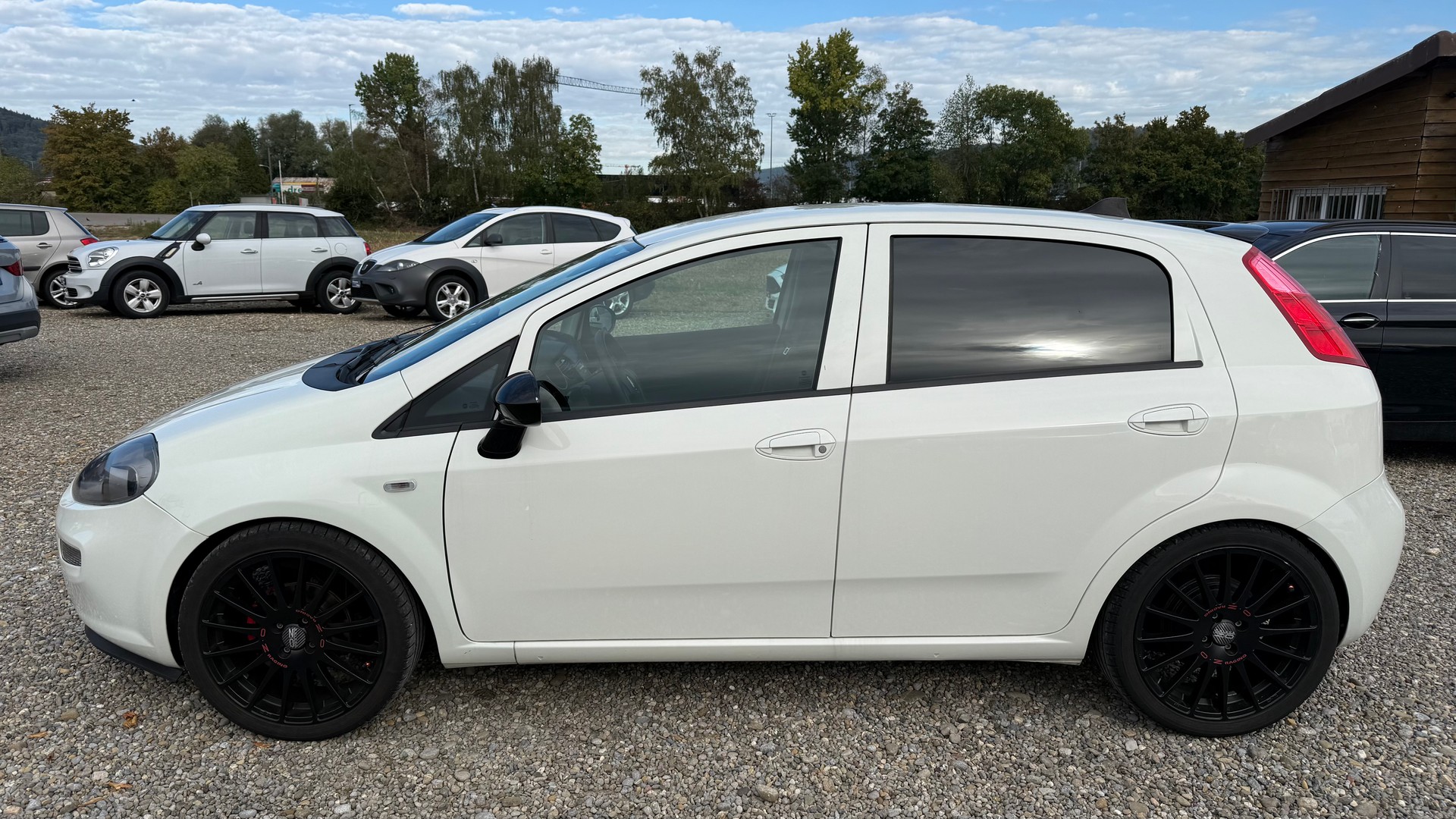 FIAT Punto 1.4 Pop Star-image-11