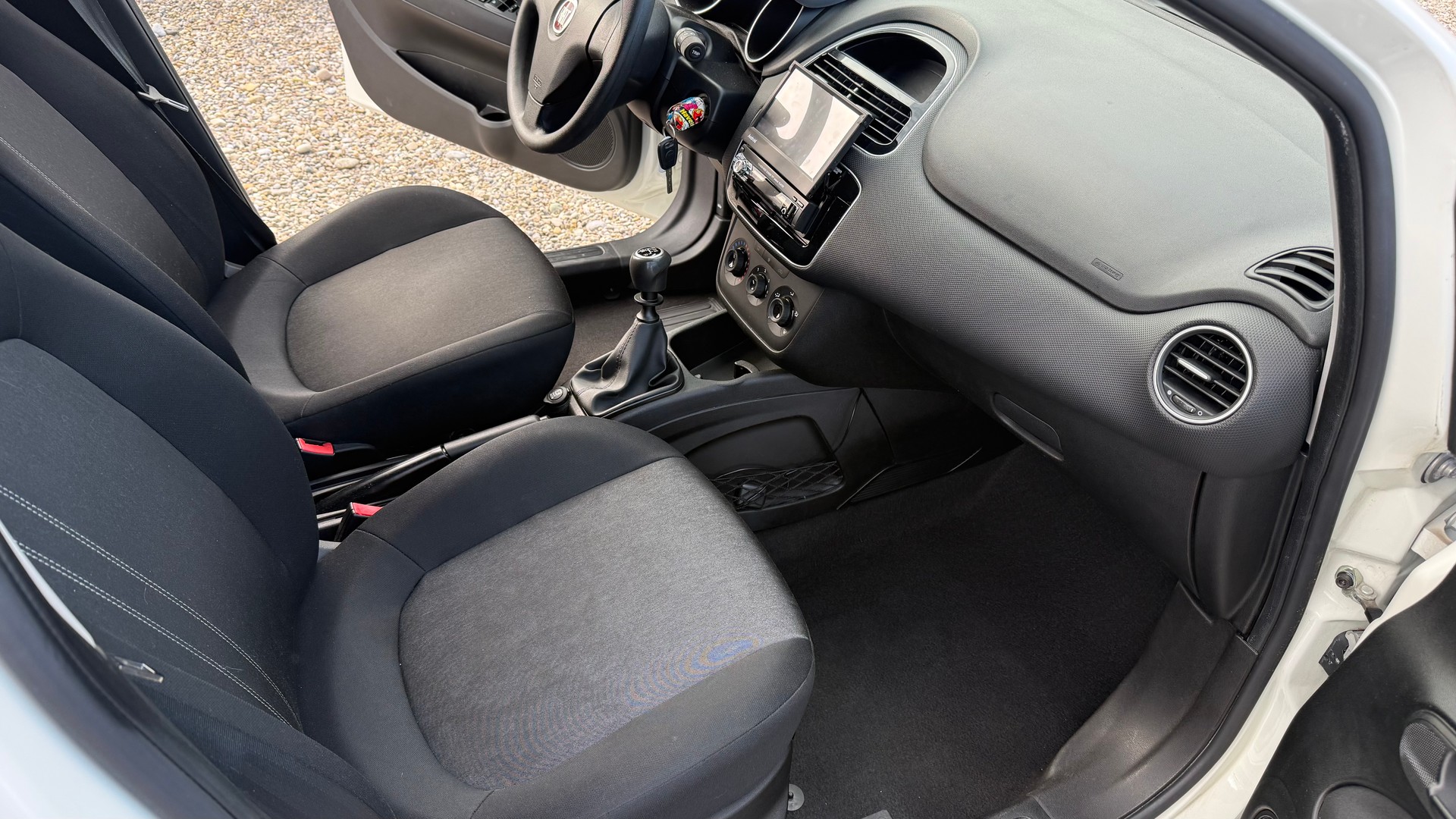 FIAT Punto 1.4 Pop Star-image-5