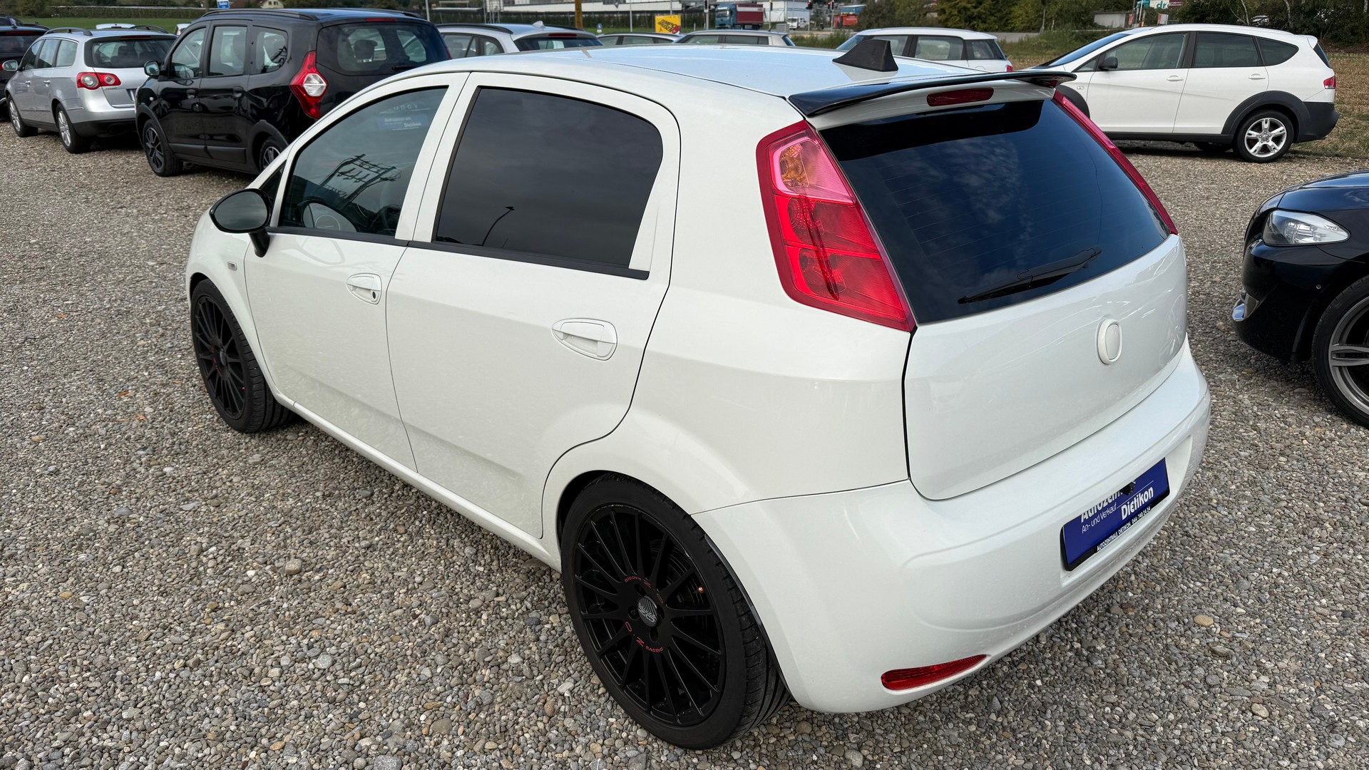 FIAT Punto 1.4 Pop Star-image-12