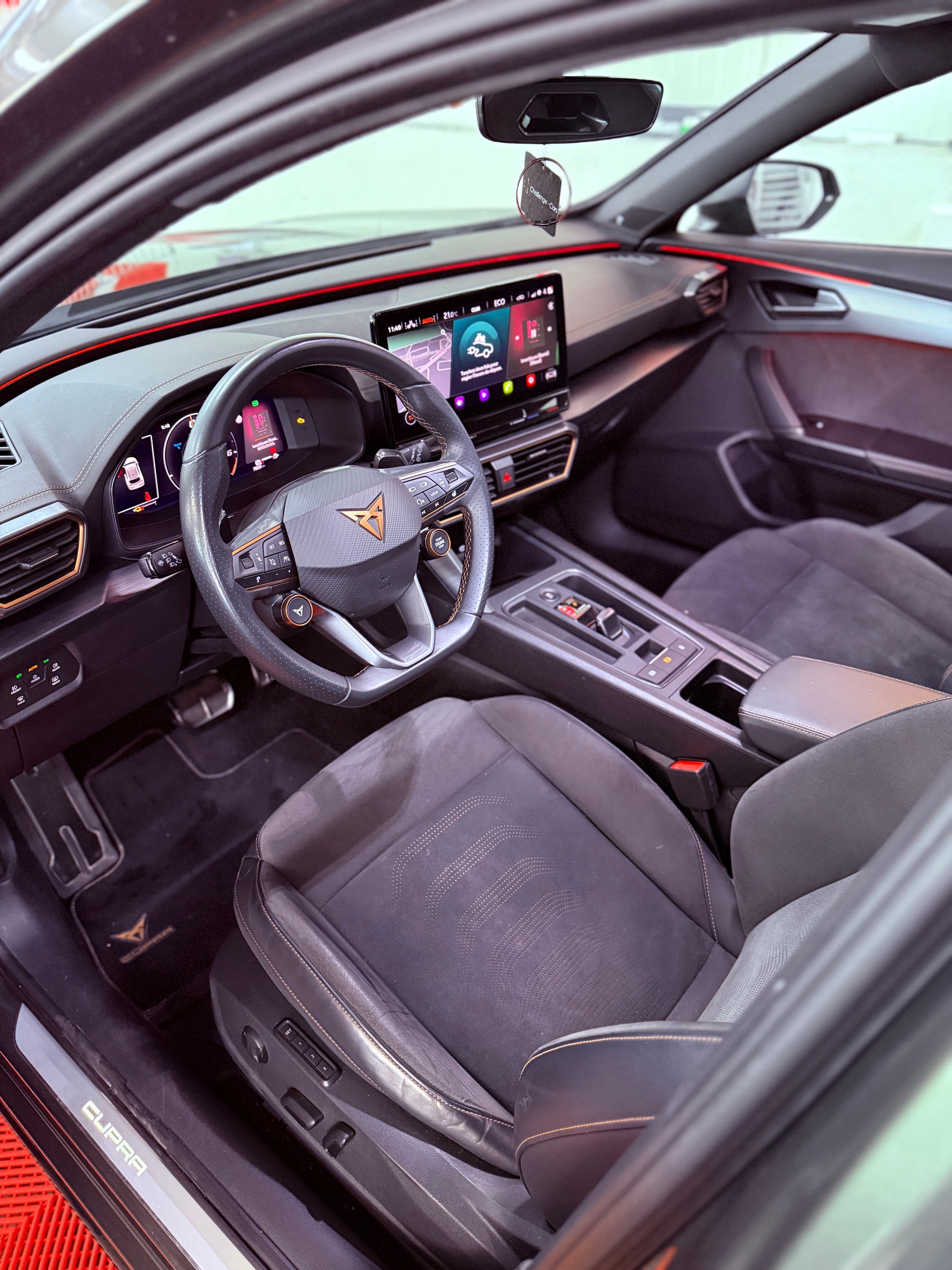 CUPRA Formentor 1.4 e-HYBRID pHEV VZ DSG-image-12