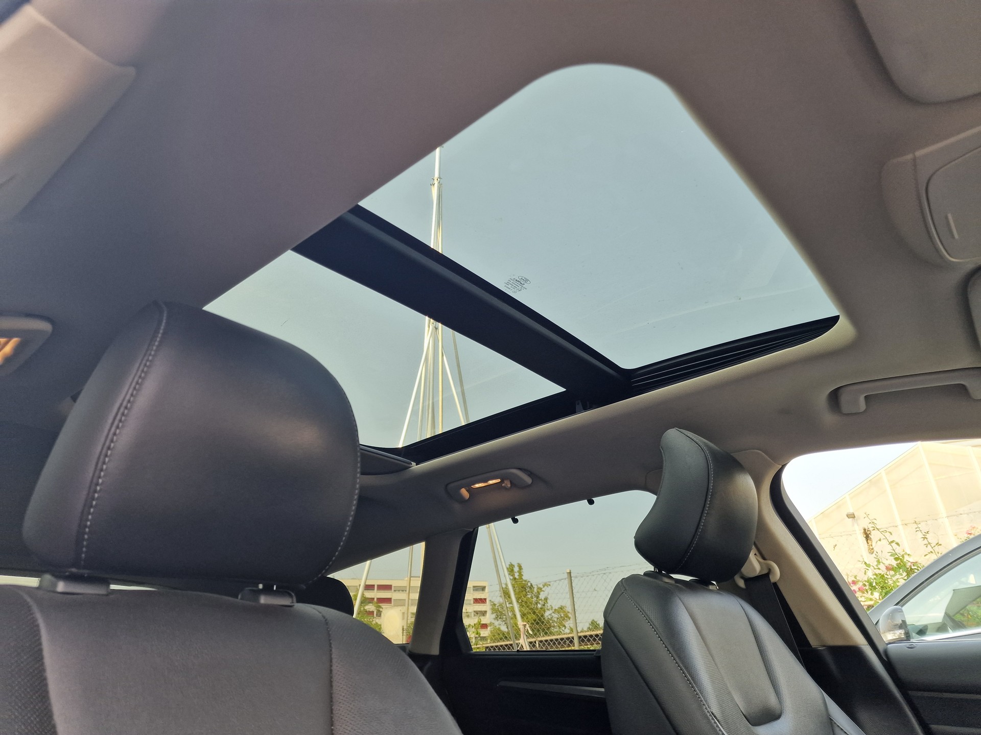 FORD Mondeo 2.0 TDCi Titanium AWD PowerShift-image-11