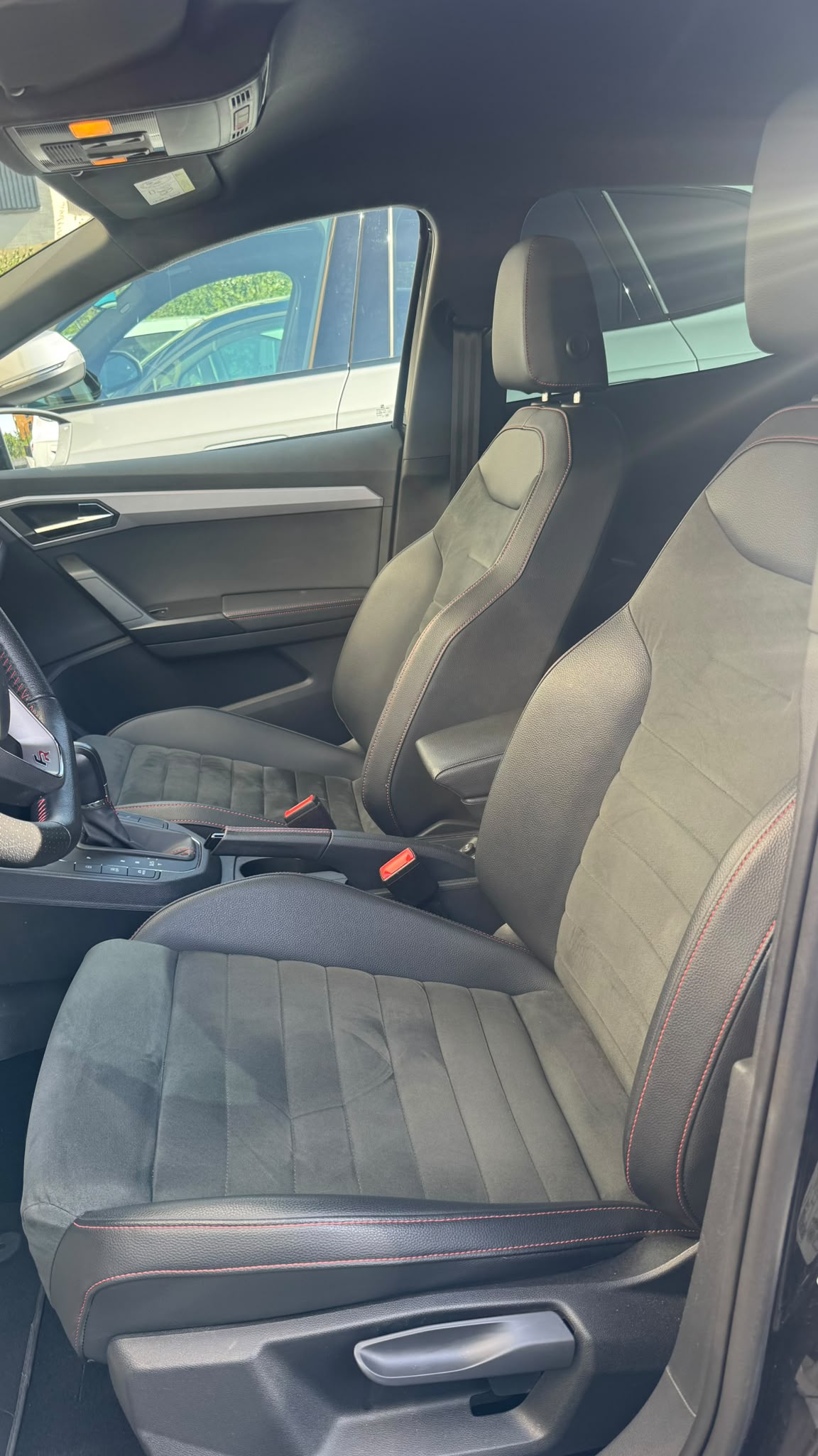 SEAT Ibiza 1.0 EcoTSI FR DSG-image-4
