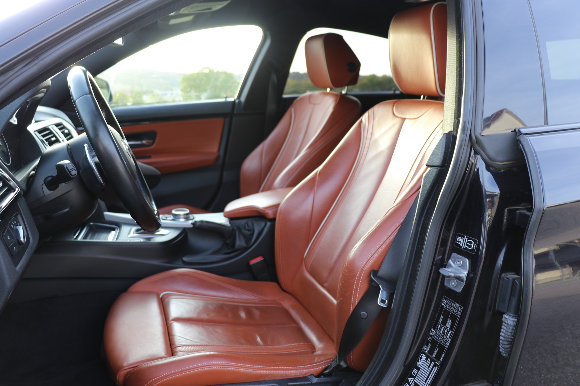 BMW 420d Gran Coupé xDrive Steptronic M-Paket INDIVIDUAL-image-9