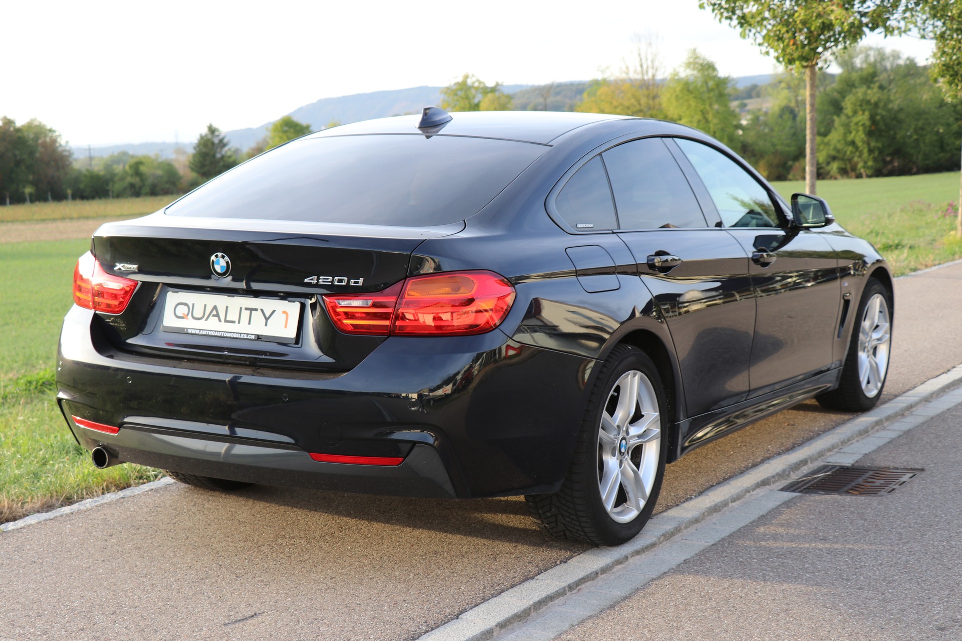 BMW 420d Gran Coupé xDrive Steptronic M-Paket INDIVIDUAL-image-6