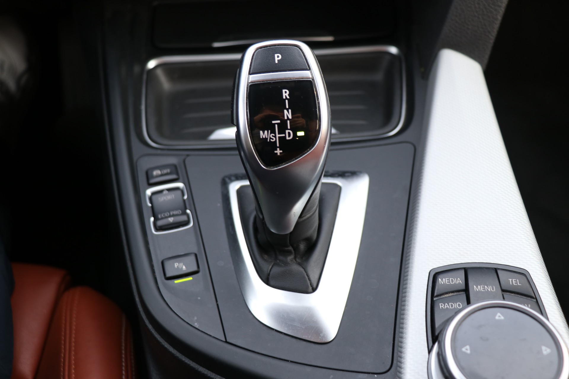 BMW 420d Gran Coupé xDrive Steptronic M-Paket INDIVIDUAL-image-13