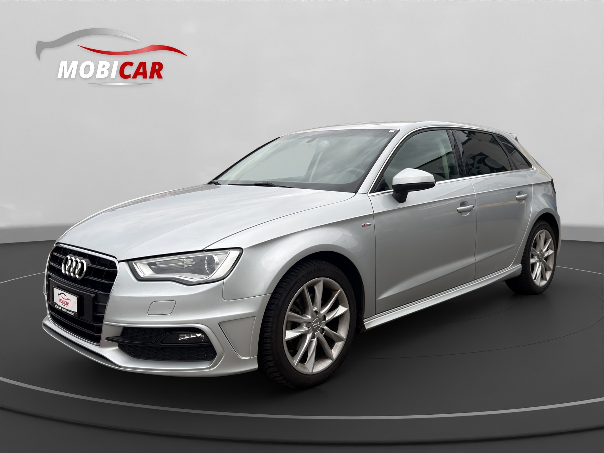 AUDI A3 Sportback 1.2 TFSI Attraction-image-0