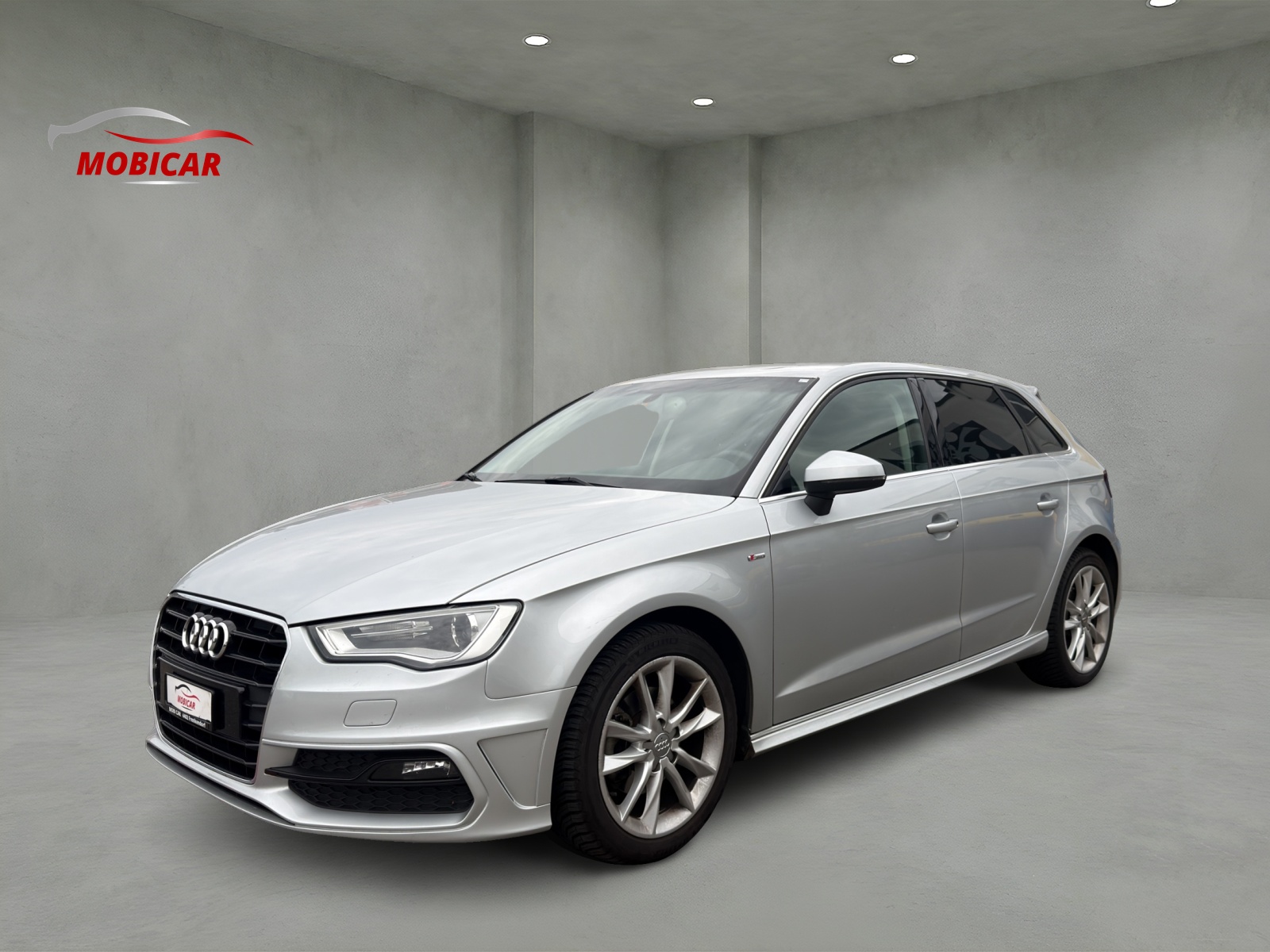 AUDI A3 Sportback 1.2 TFSI Attraction-image-0