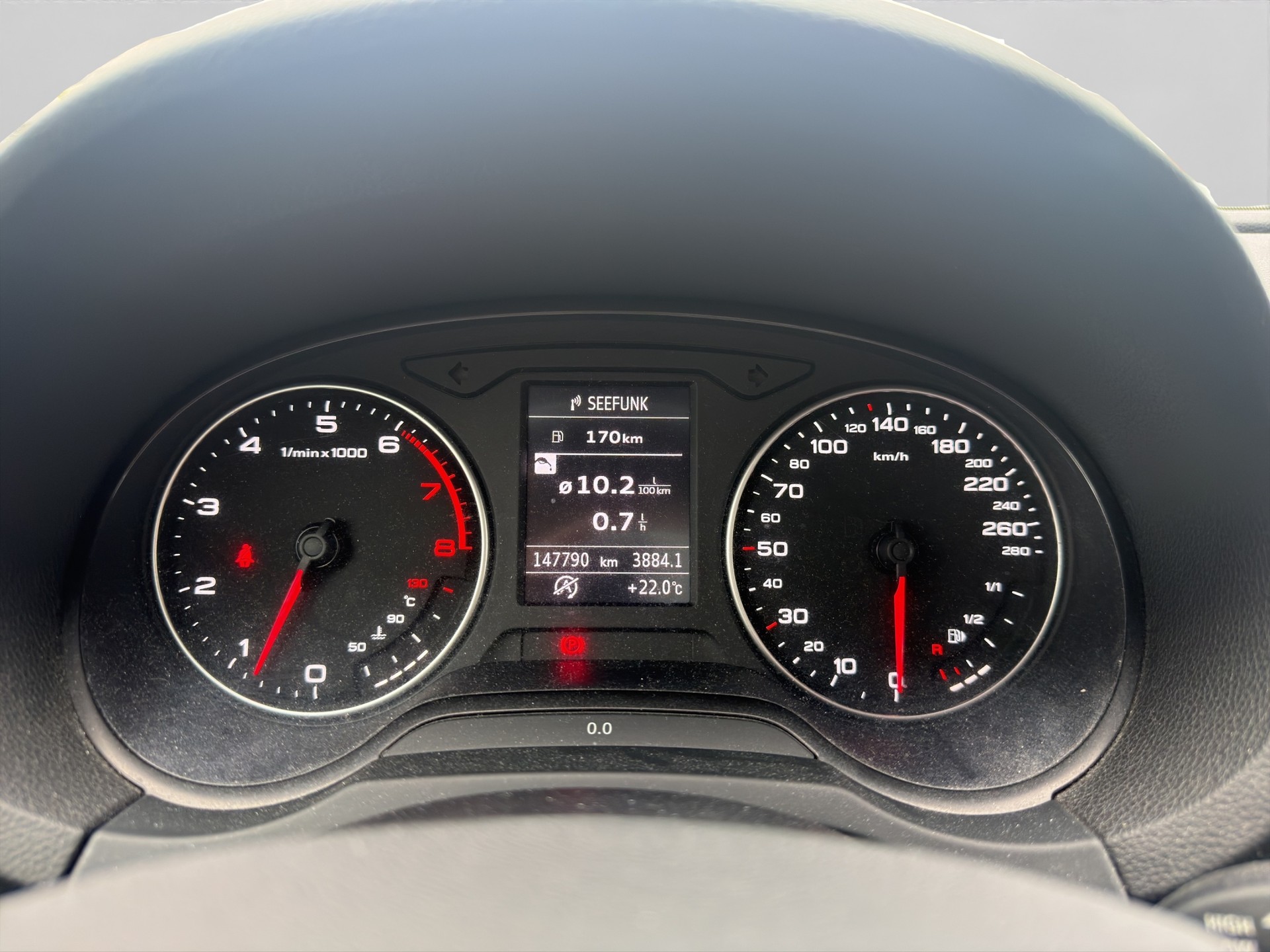 AUDI A3 Sportback 1.2 TFSI Attraction-image-14