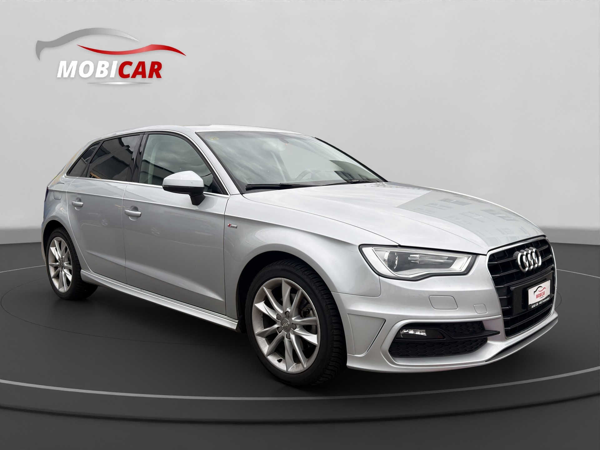 AUDI A3 Sportback 1.2 TFSI Attraction-image-6