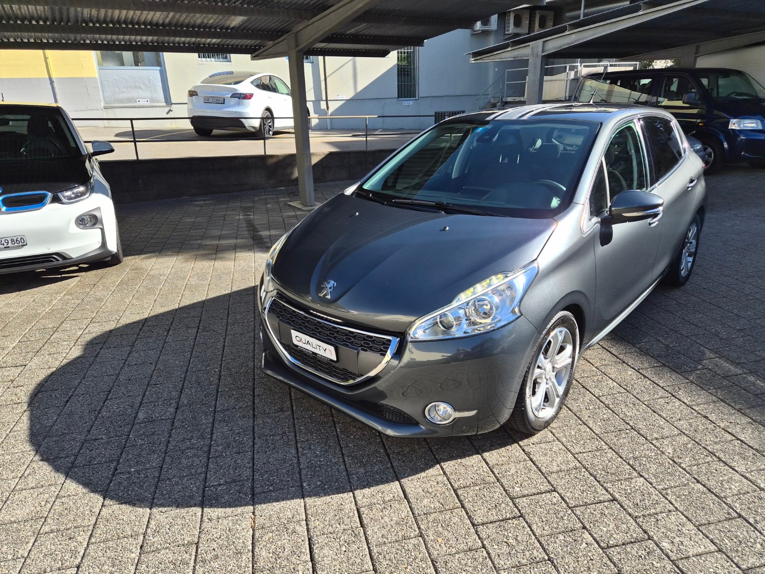 PEUGEOT 208 1.6 VTI Allure-image-2