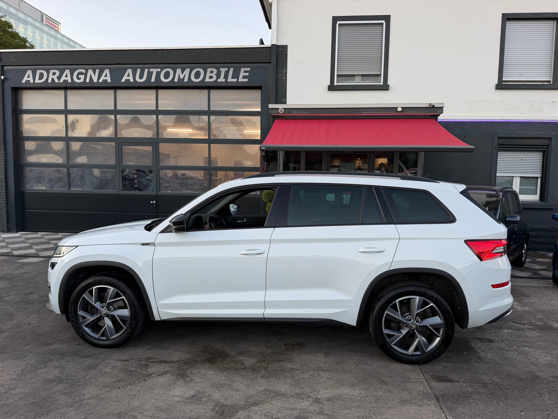 SKODA Kodiaq 2.0 TDI CR Sport Line 4x4 DSG-image-3