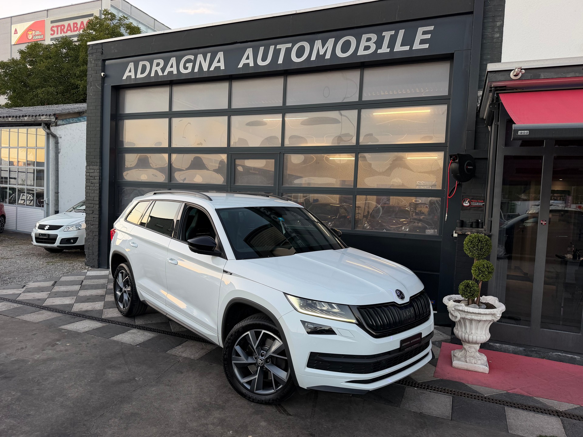 SKODA Kodiaq 2.0 TDI CR Sport Line 4x4 DSG-image-1