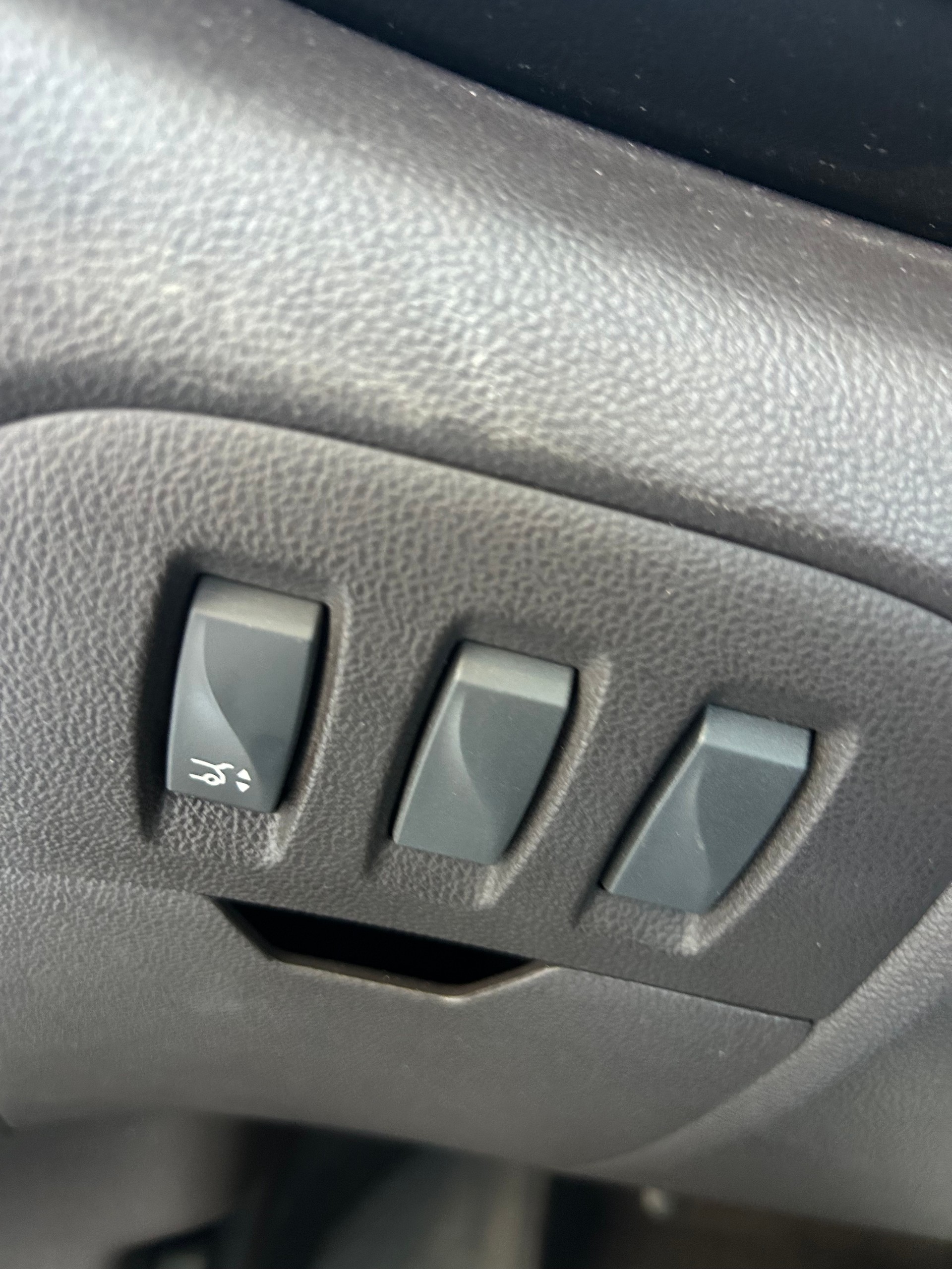 RENAULT Espace 1.6 TCe Initiale EDC-image-18