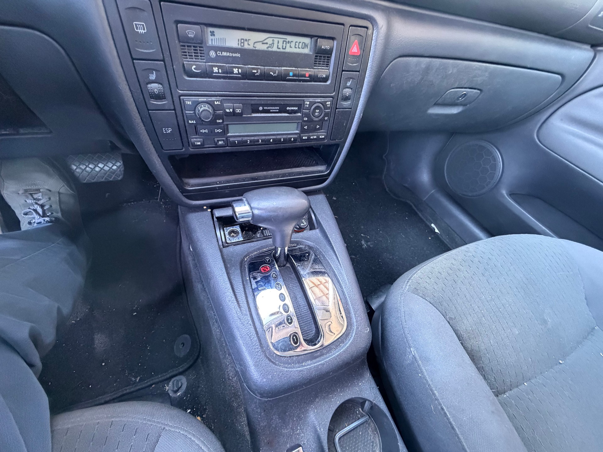 VW Passat Variant 2.0 Trendline-image-6