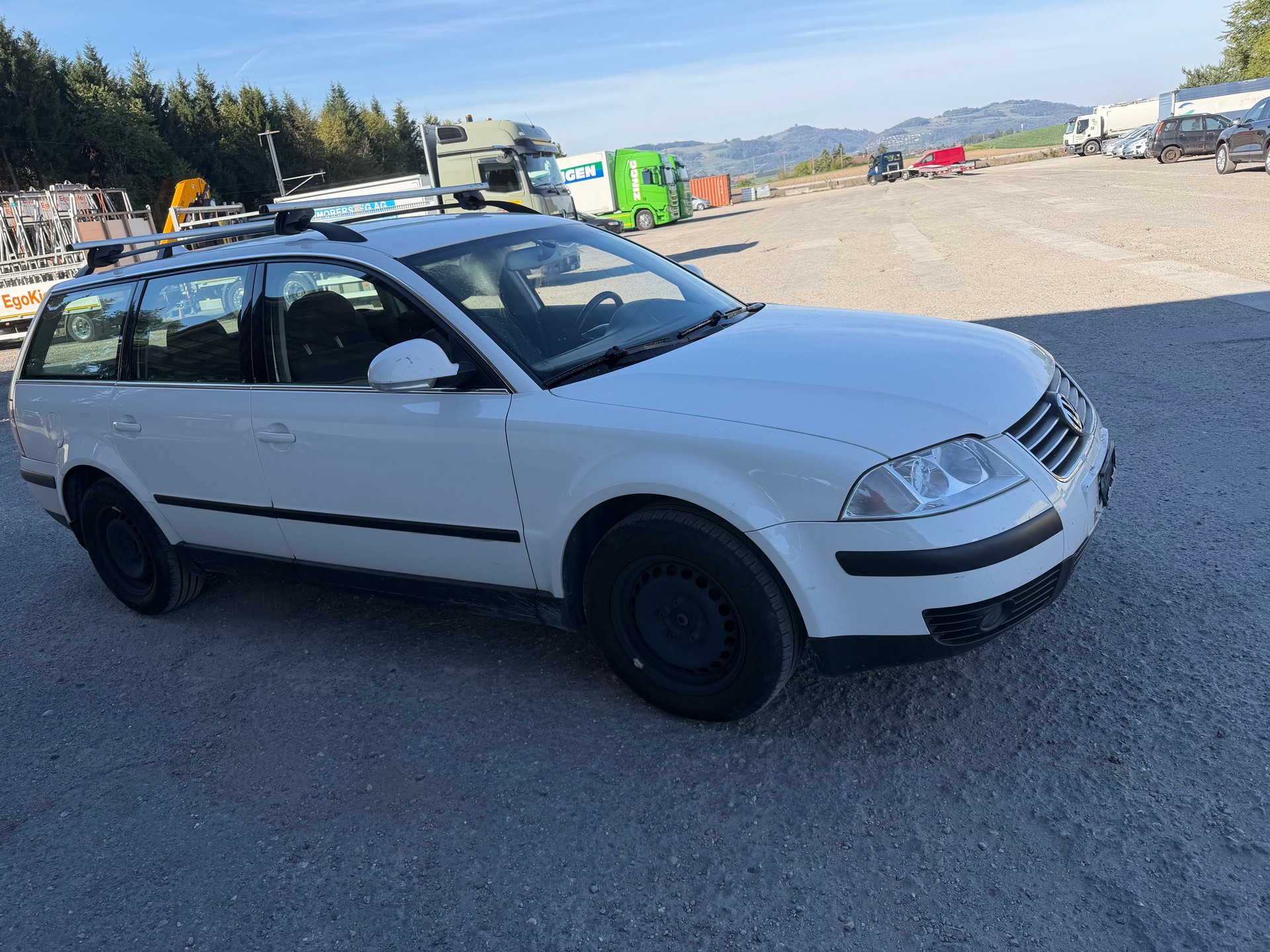 VW Passat Variant 2.0 Trendline-image-1