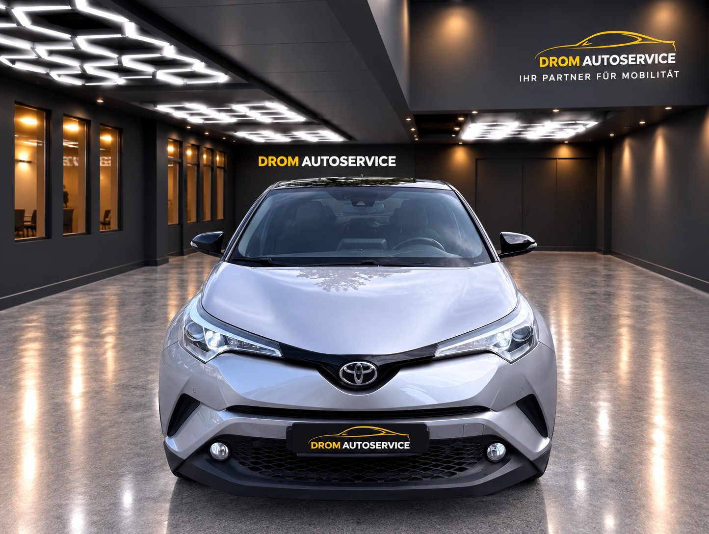 TOYOTA C-HR 1.2 Turbo Style 4WD Multidrive S-image-1