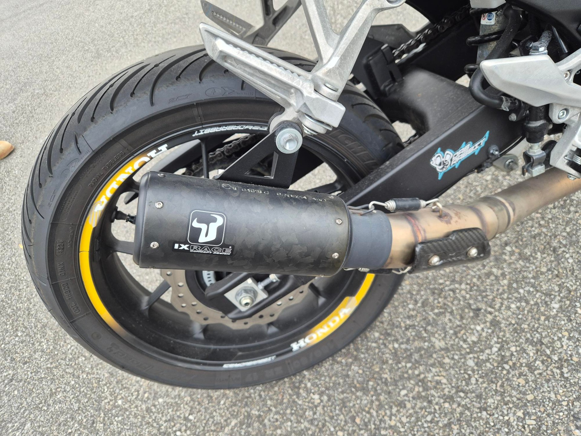 HONDA CB 750 Hornet (35kW)-image-6